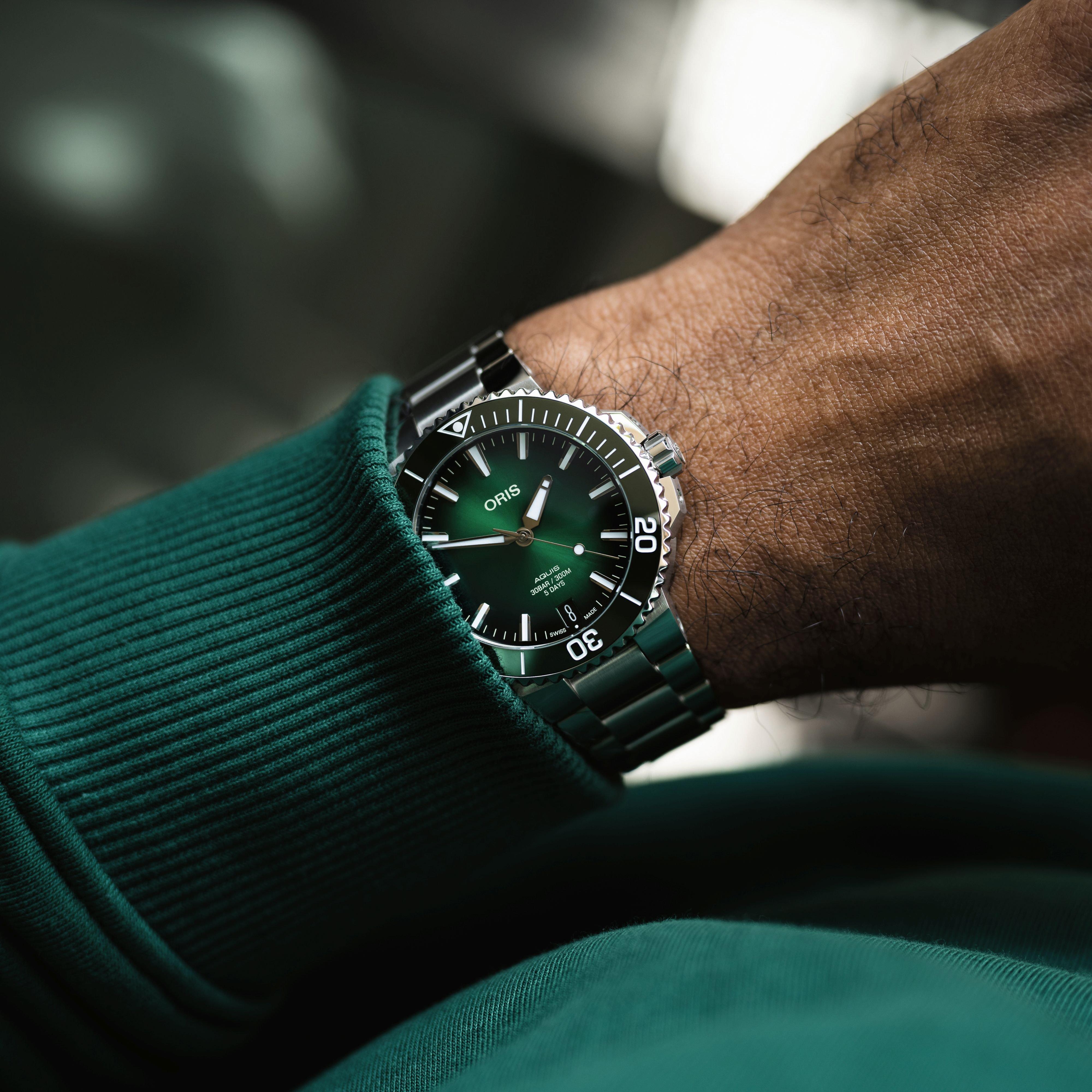 None - Oris - Aquis Date Watch - 5