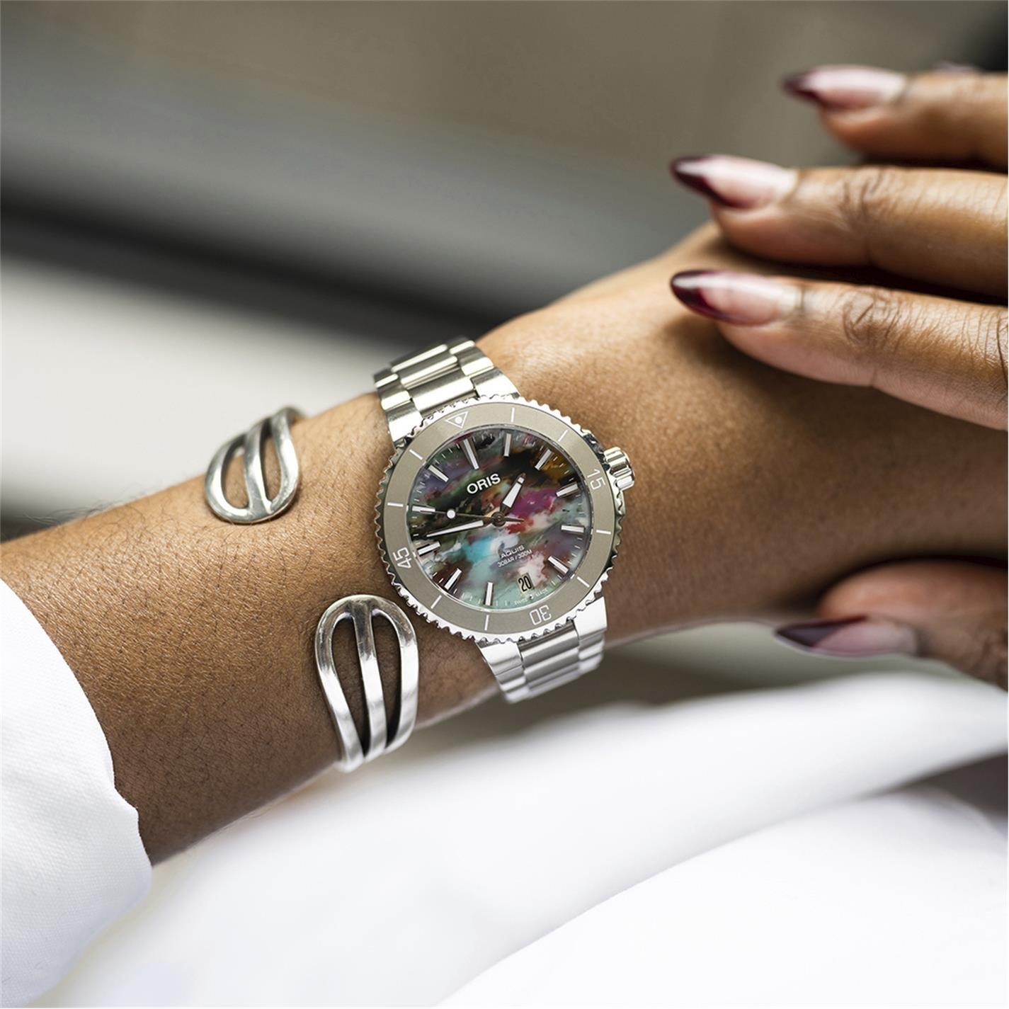 Slvr - Oris - Men's Date Analogue Quartz Watch - 9