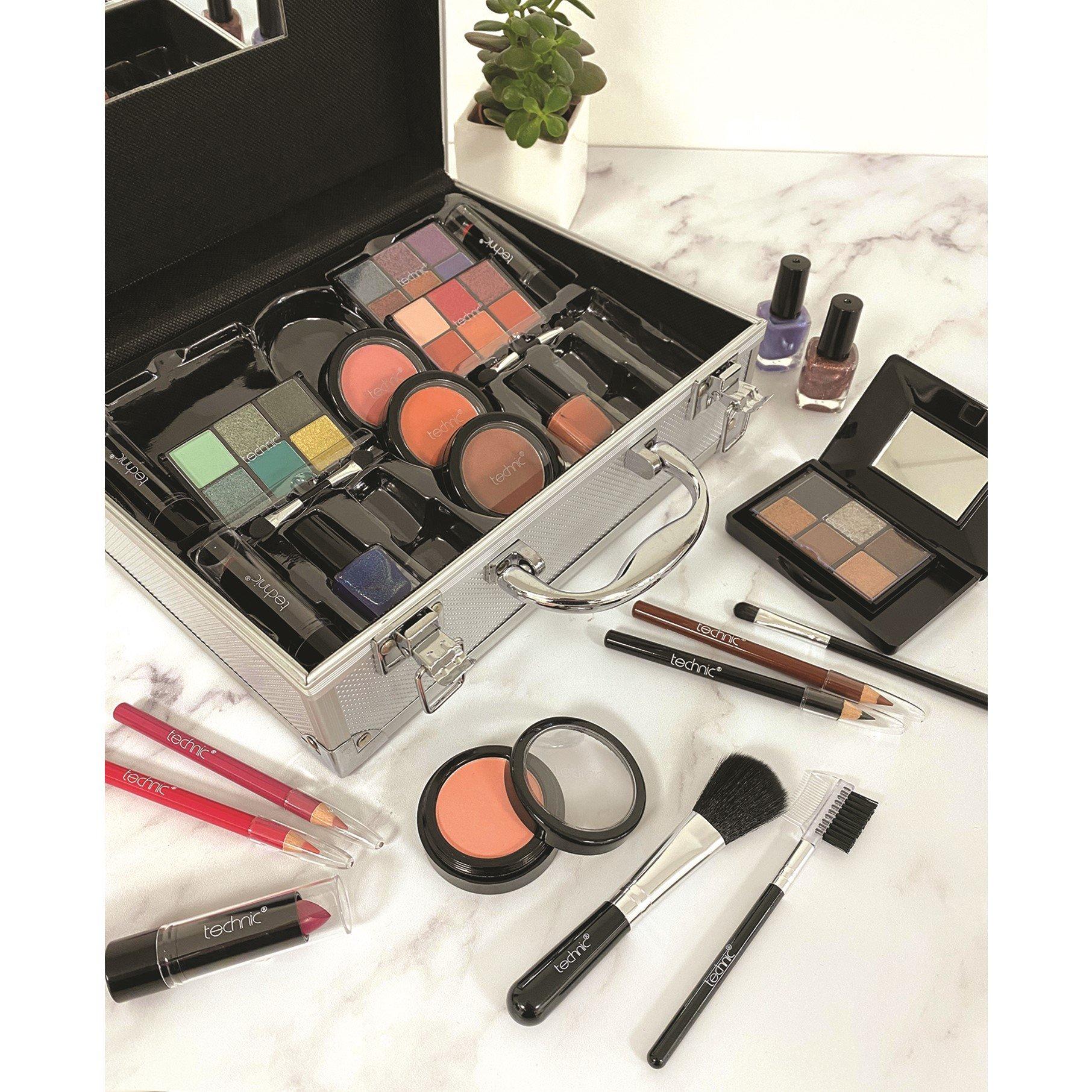 None - Studio - Large Silver Makeup Beauty Case - 2