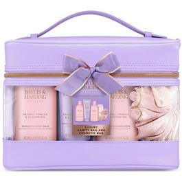 Baylis and Harding Baylis And Harding Jojoba Vanilla And Almond Oil Luxury Vanity Gift Set