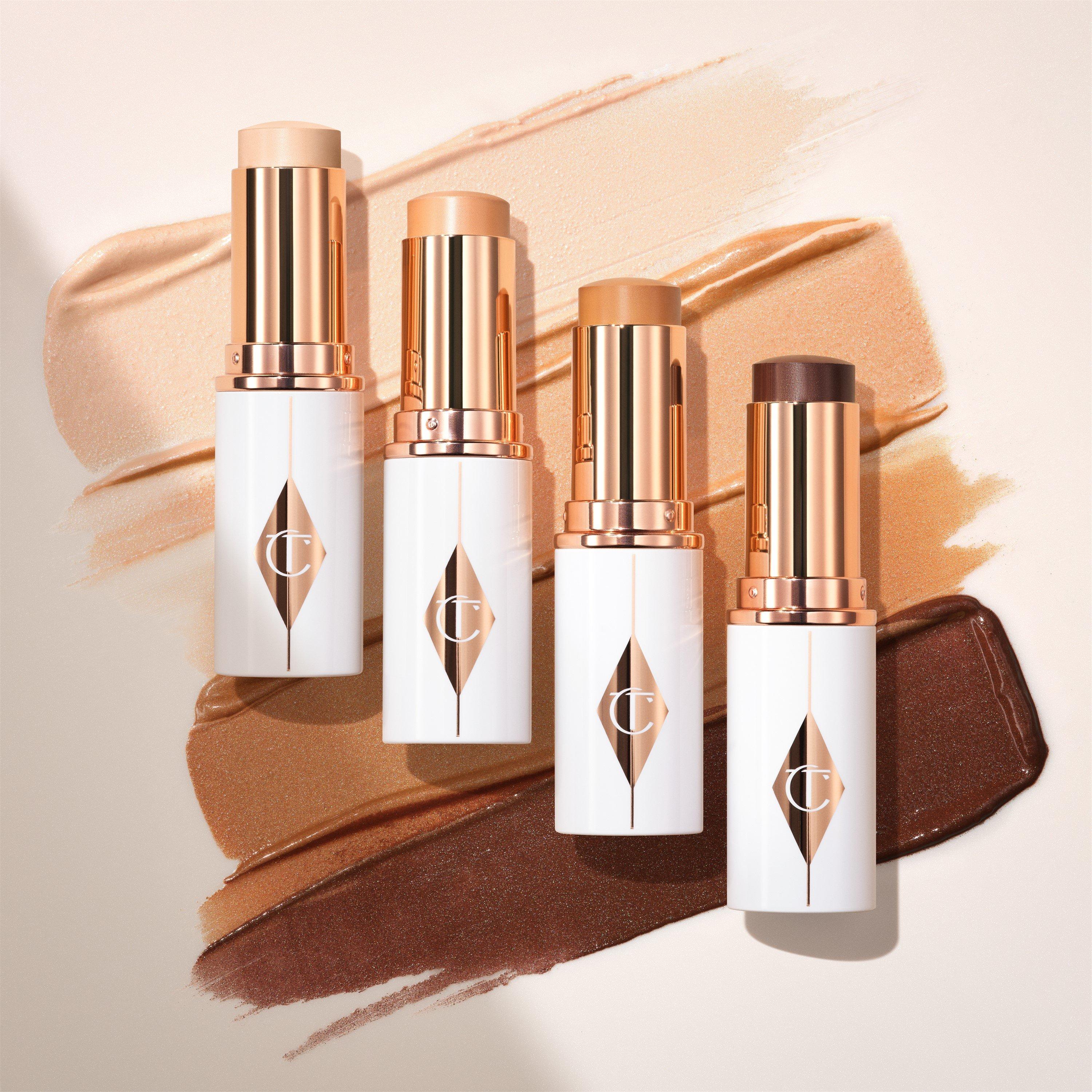 6 MEDIUM - Charlotte Tilbury - Unreal Skin Hydrating Foundation Stick - 5
