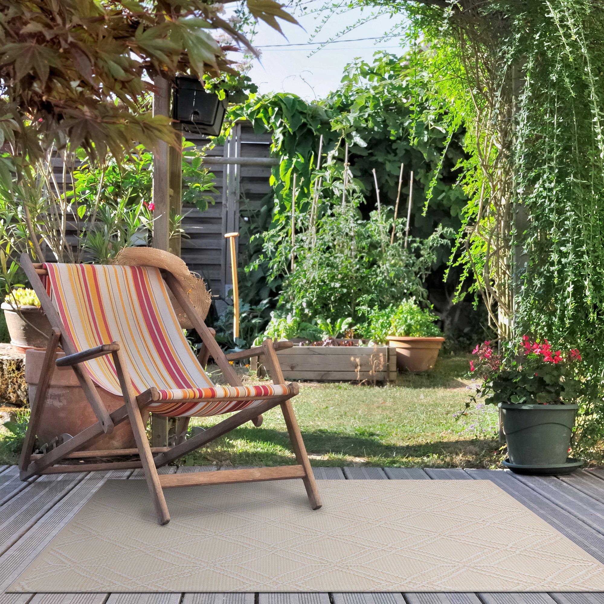 Cream - Esselle - Blenheim Diamond Pet 120x170cm Cream Rug - 6