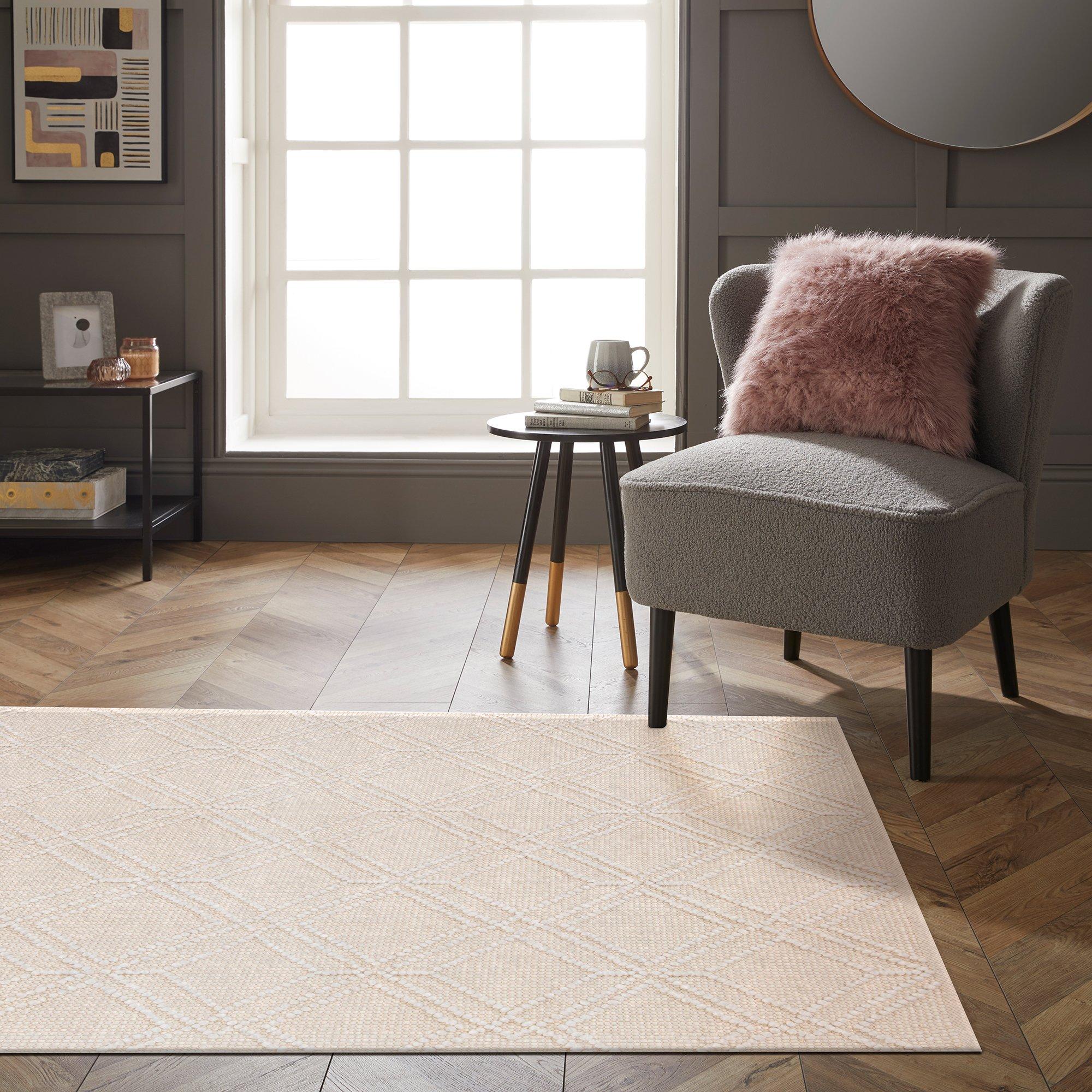 Cream - Esselle - Blenheim Diamond Pet 120x170cm Cream Rug - 7