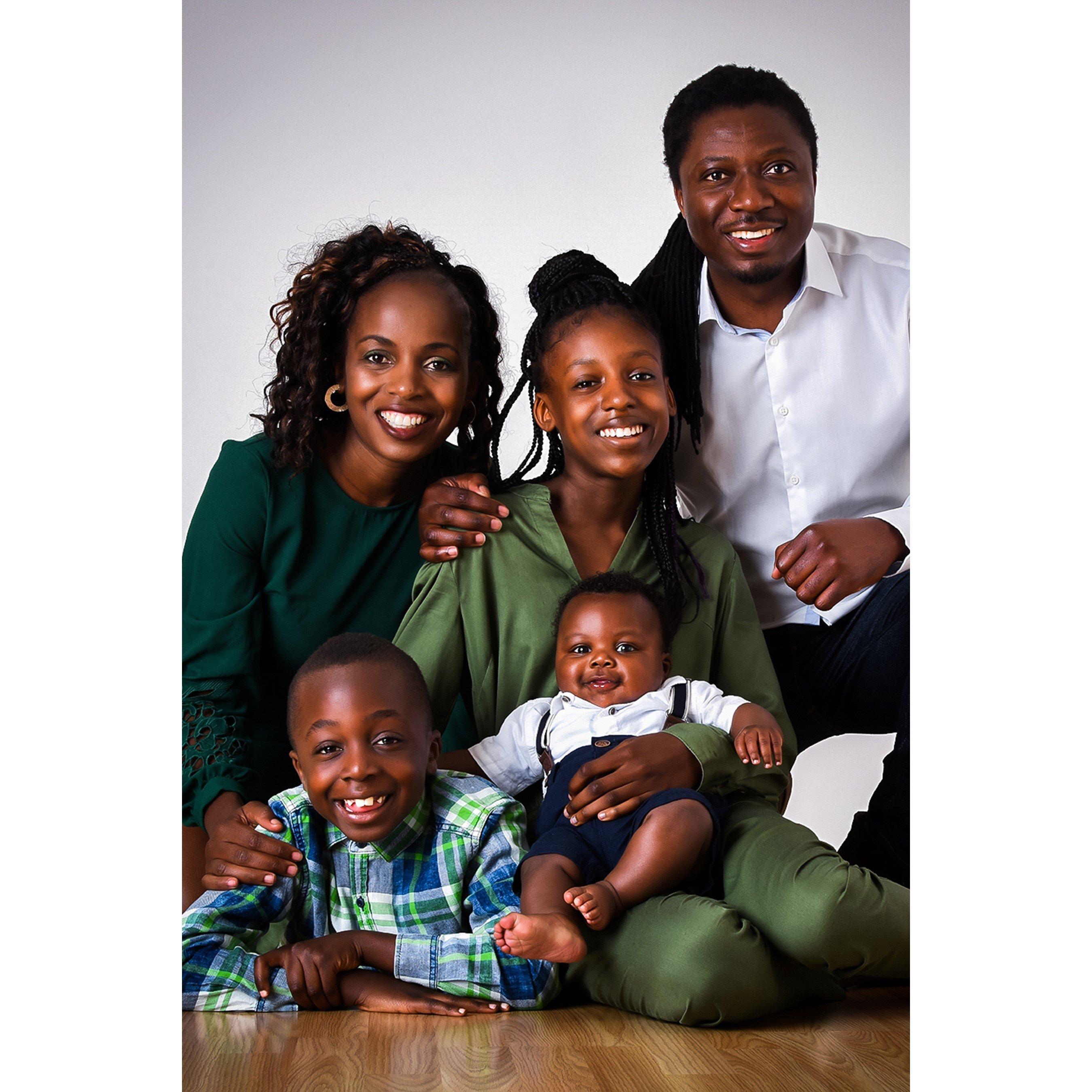 Activity Superstore  Family Portrait