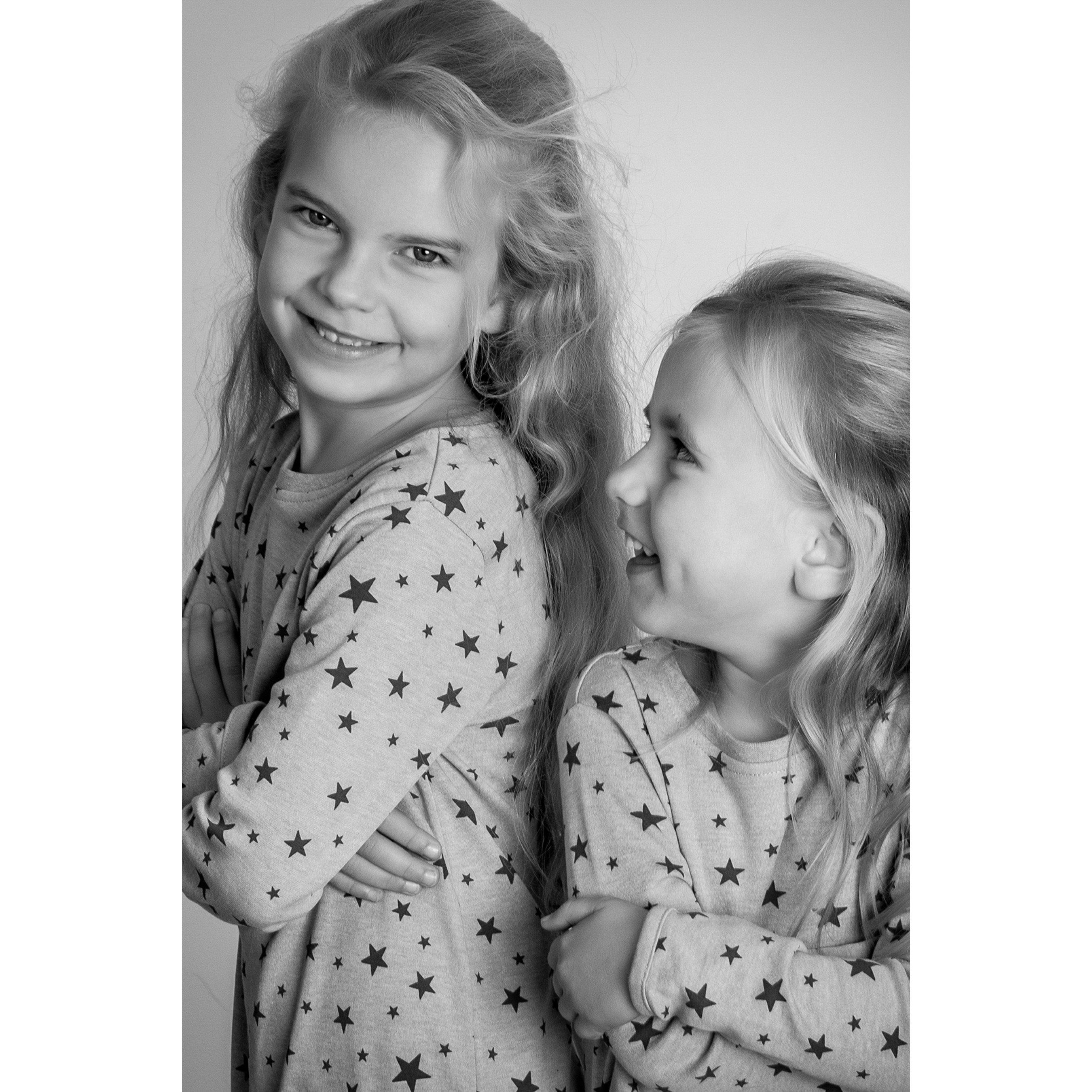 None - Activity Superstore - Family Portrait - 3