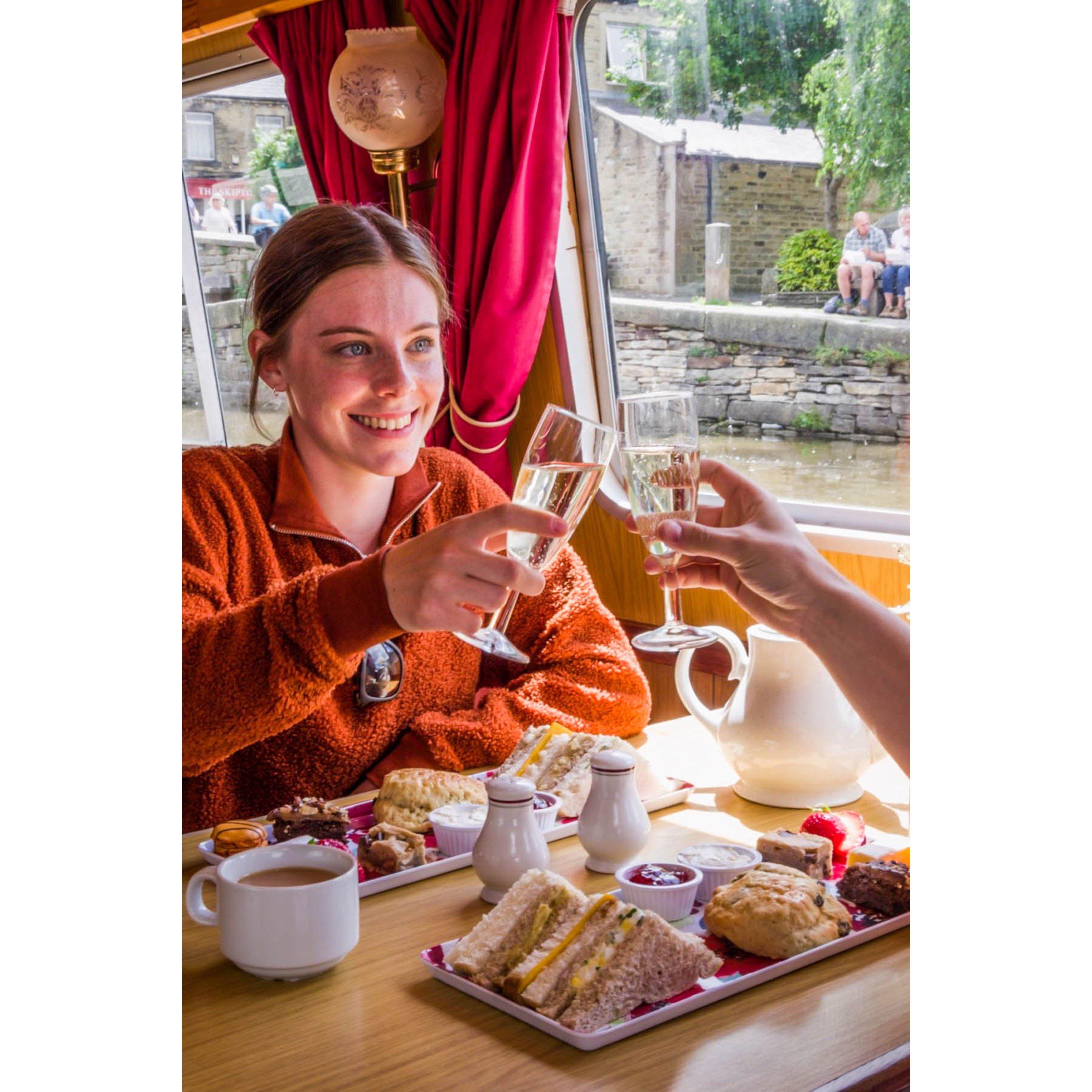 Activity Superstore  River Dining For Two