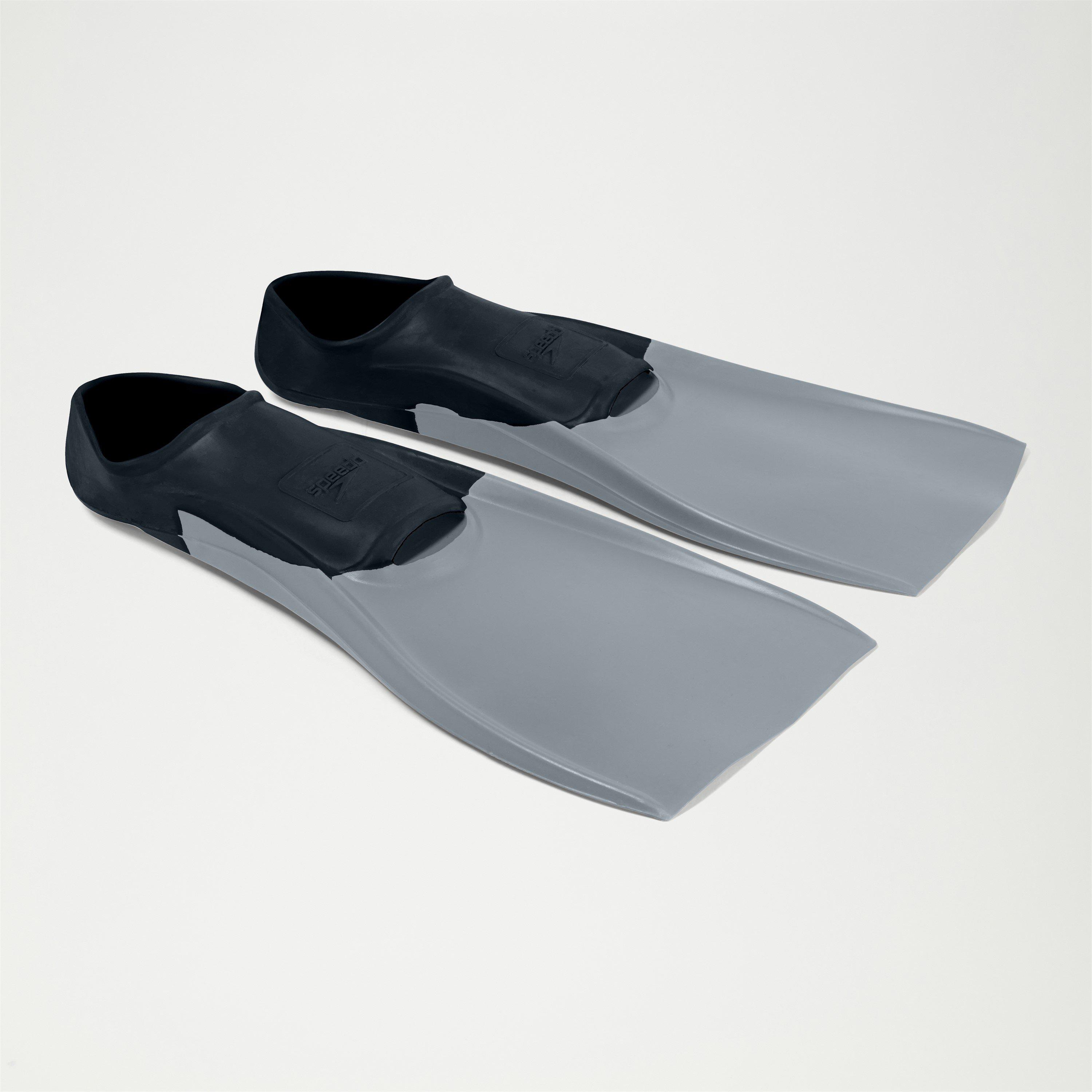 Divers - Speedo - Adults Long Blade Swimming Fins - 12