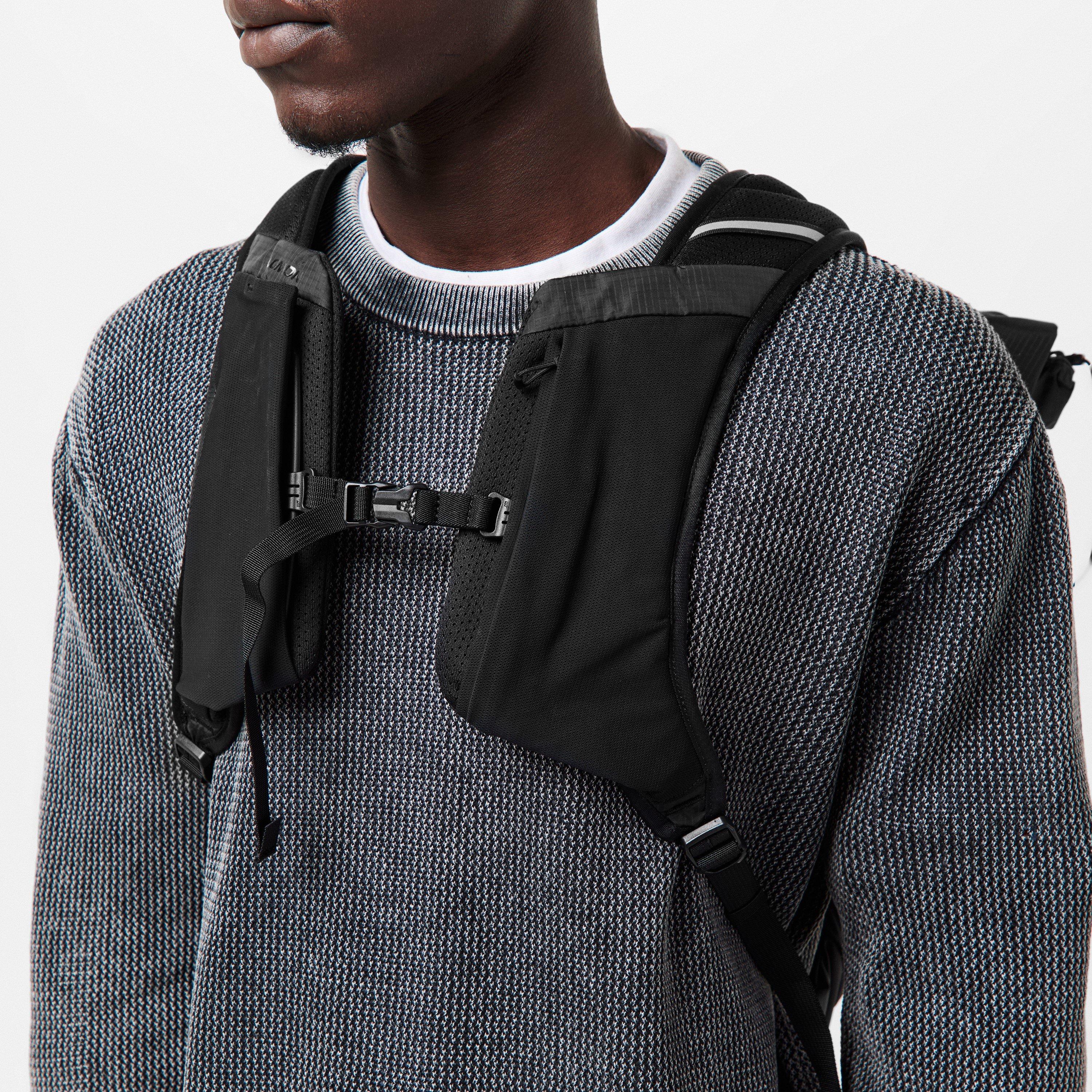 Black - Salomon - Men's Daypack Backpacks - 5