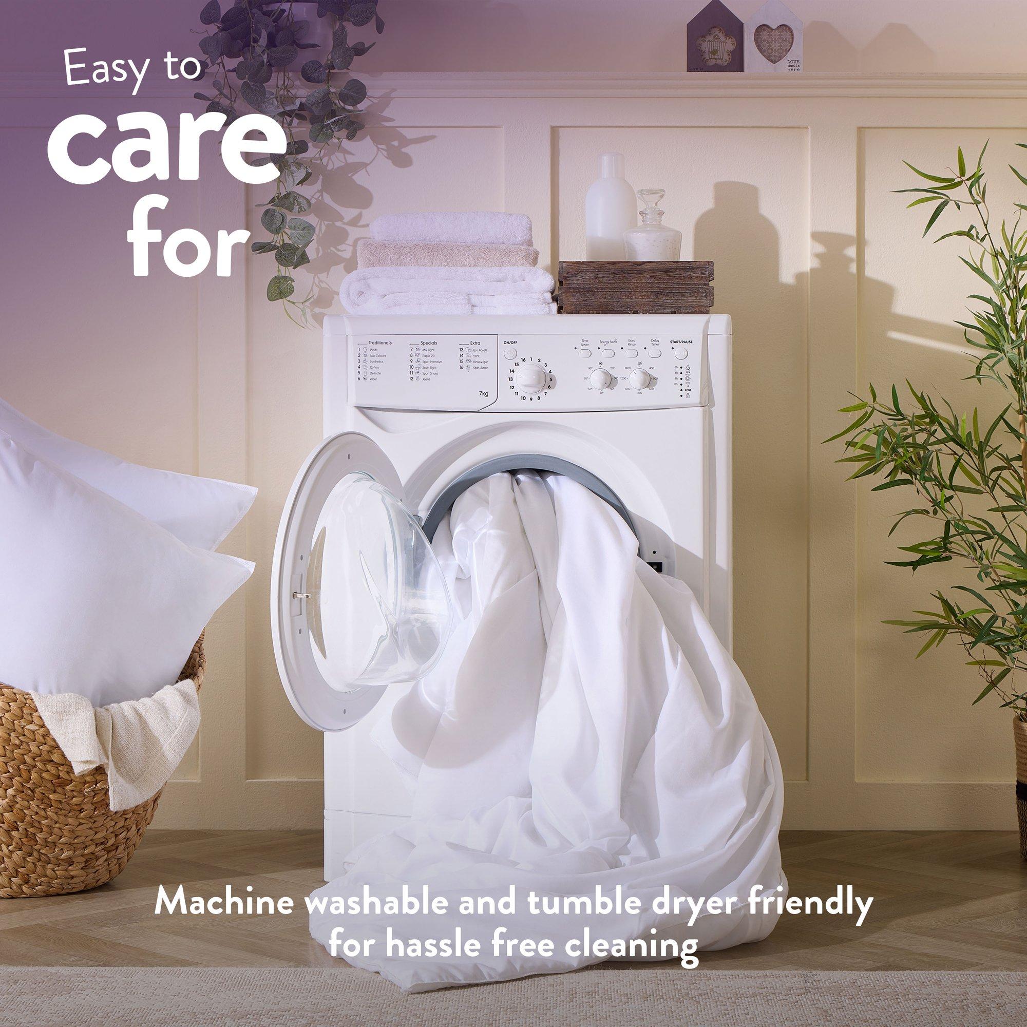 White - Slumberdown - Climate Control 4.5 Tog Duvet + 2 Pillows - 6