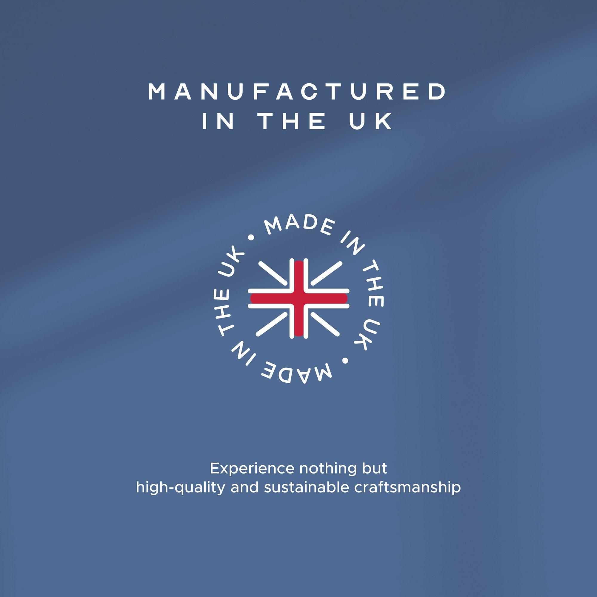 White - Snuggledown - Luxurious Hotel 13.5 Tog Duvet + 2 Medium Pillows - 13