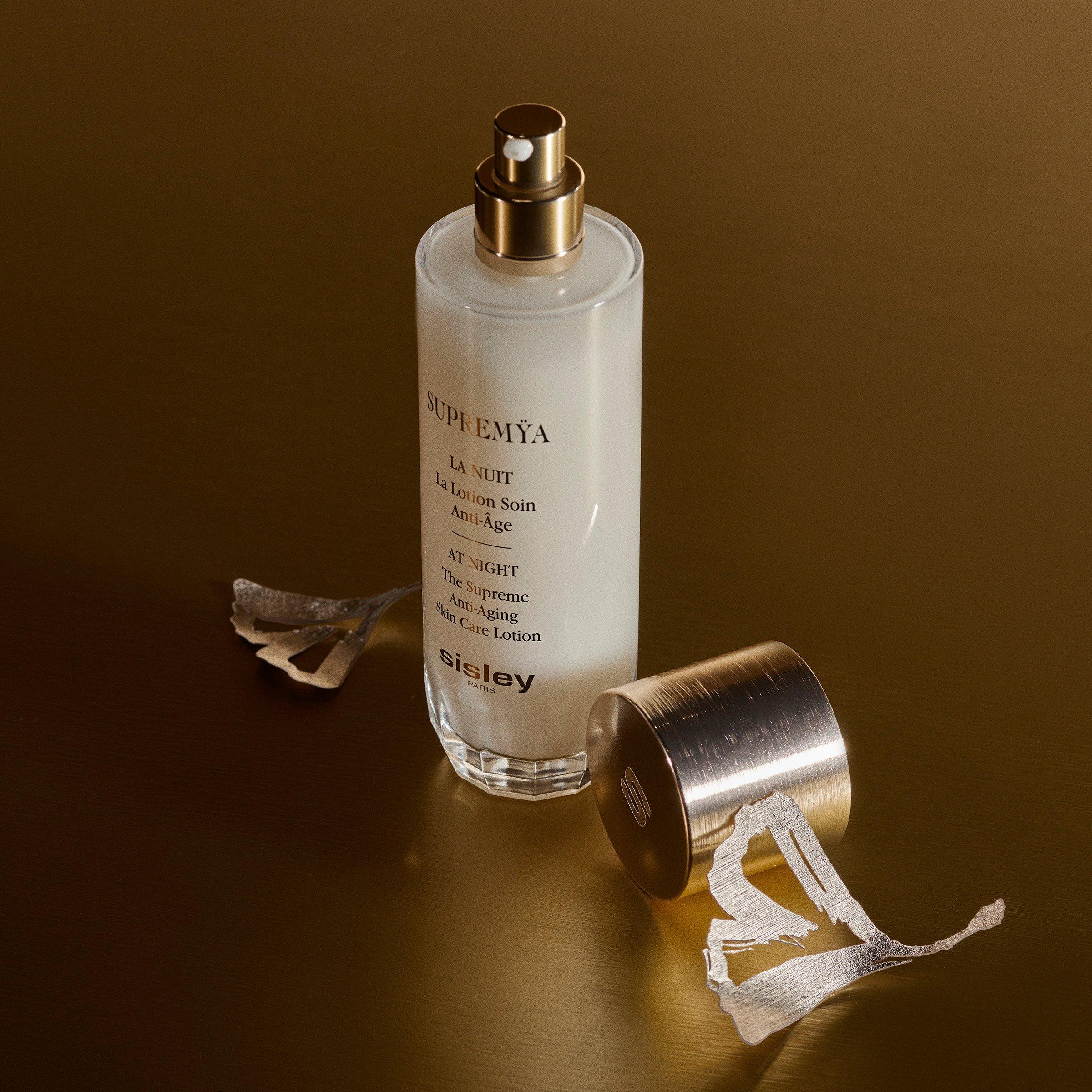 Clear - Sisley - Supremya At Night The Supreme Anti-Ageing Skin Care Lotion - 2