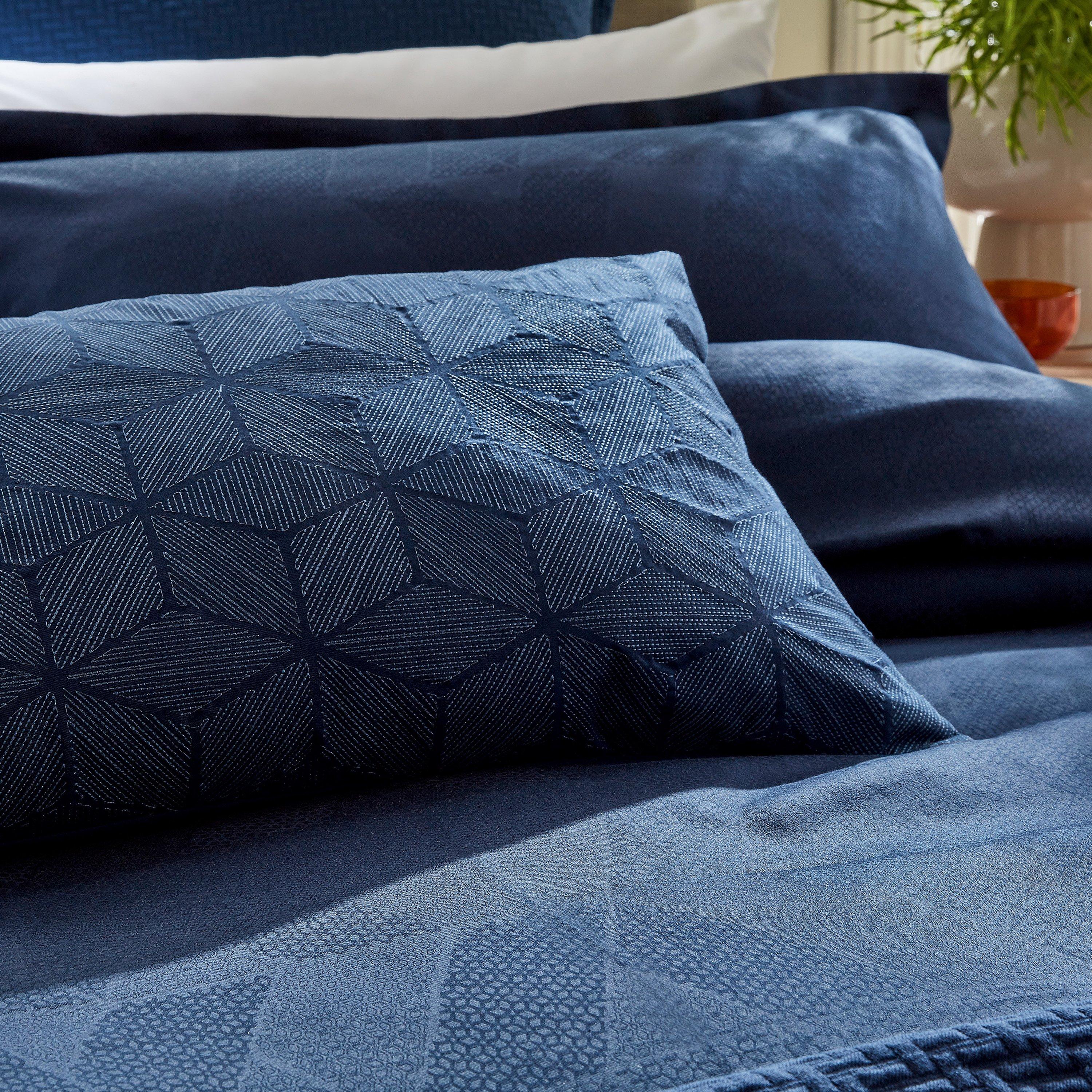 Midnight - Bedeck of Belfast - Bedeck of Belfast Osa Kacushion - 3