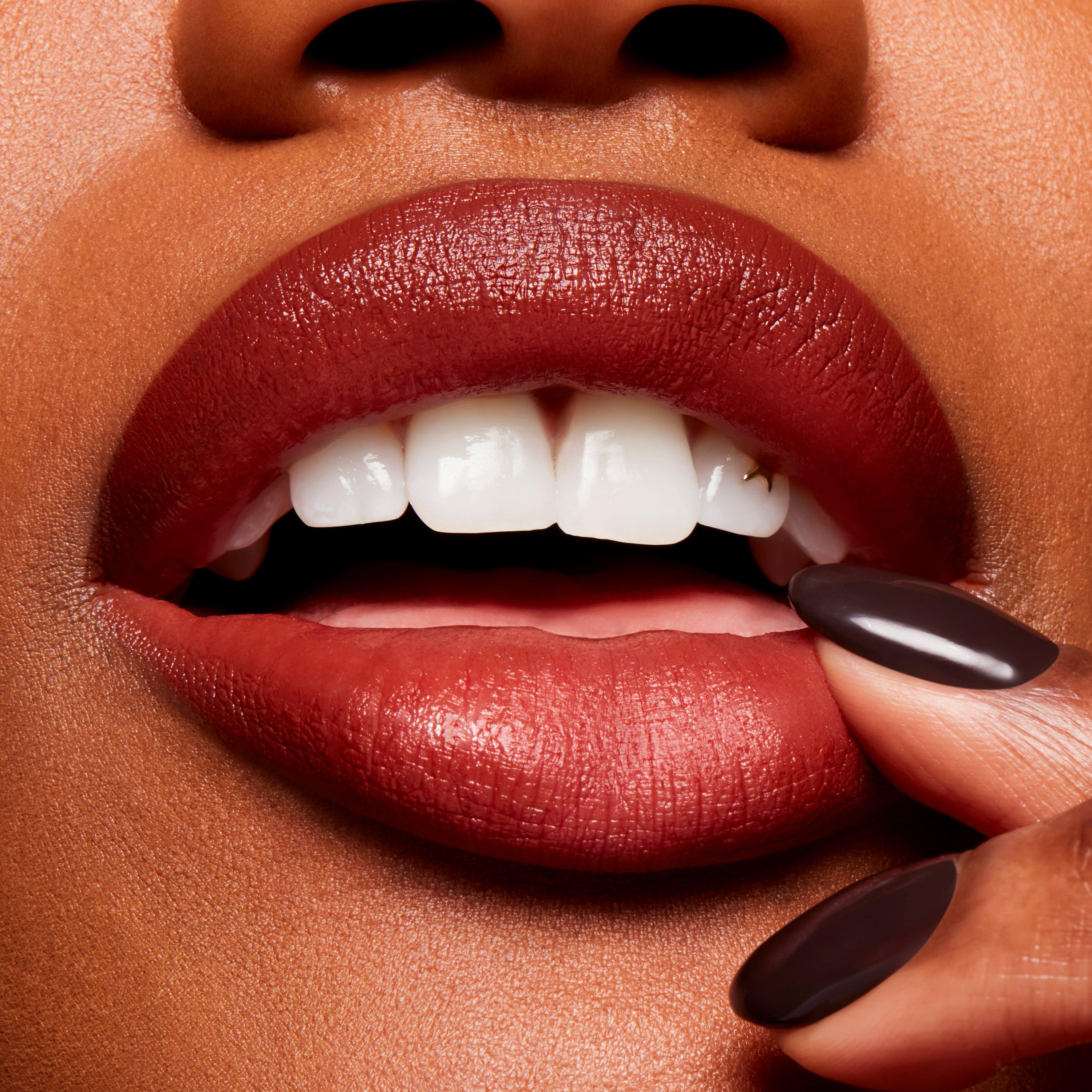 - - Mac - Lipstick - 5