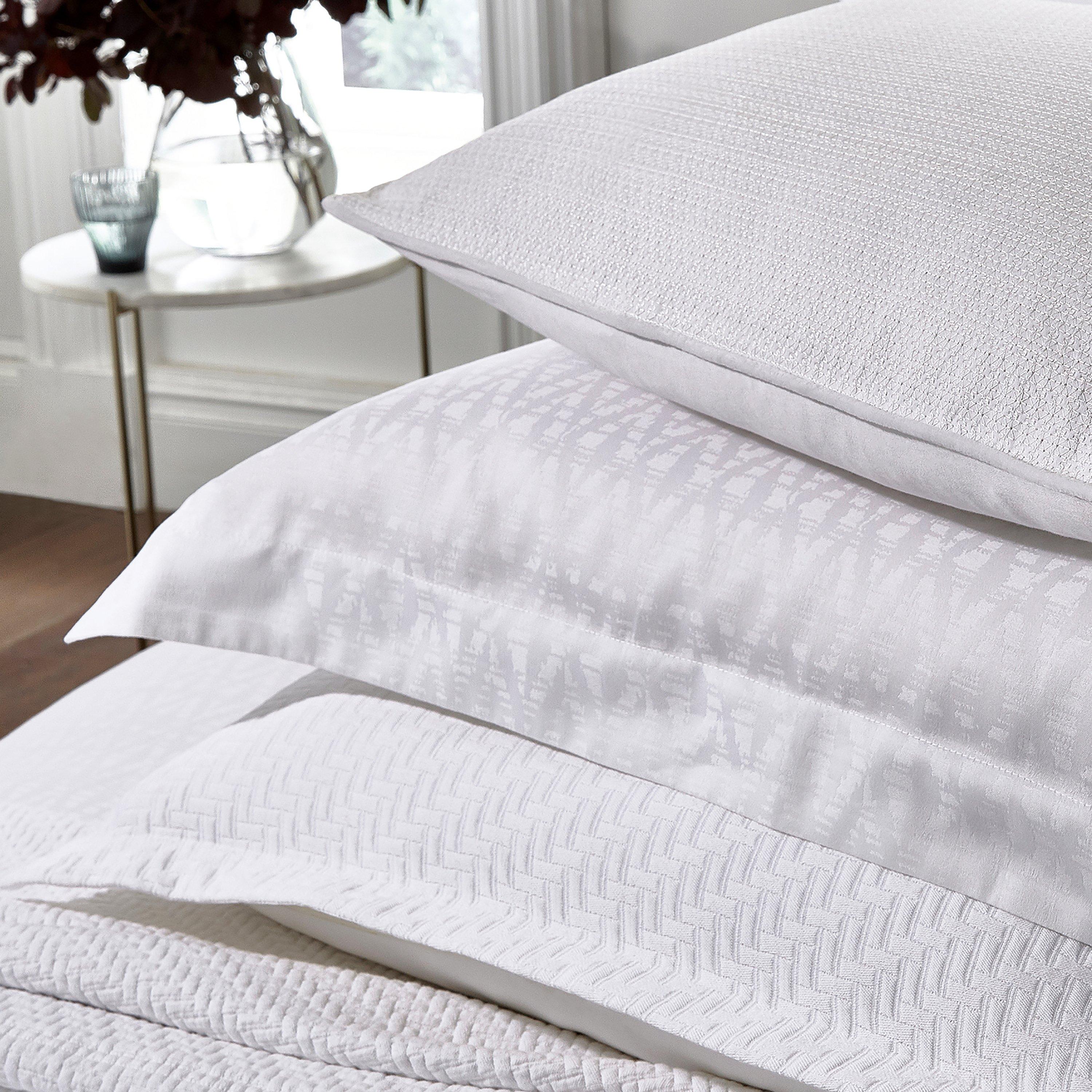 White - Bedeck of Belfast - KHAM OXFORD PILLOWCASE - 3
