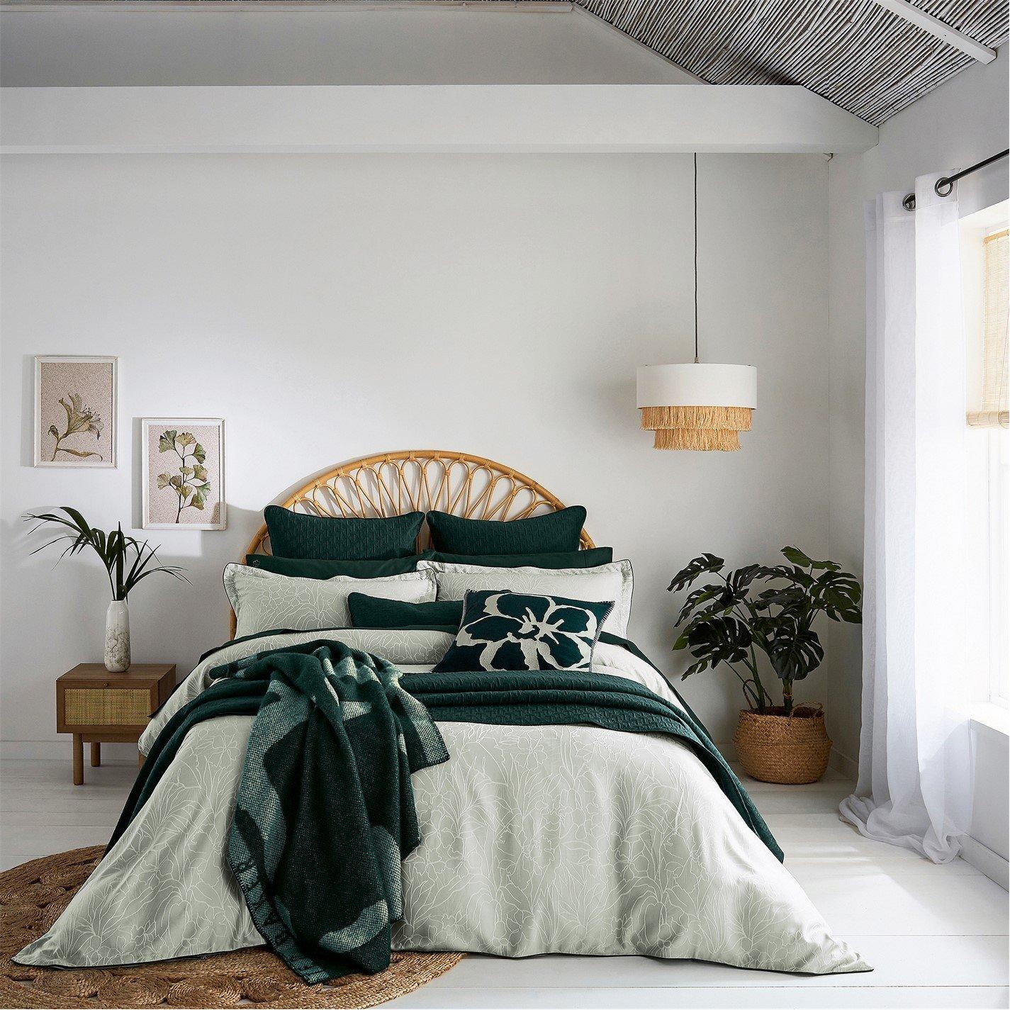 Sage & Basil - Ted Baker Home - Magnolia Pure Wool Throw - 4