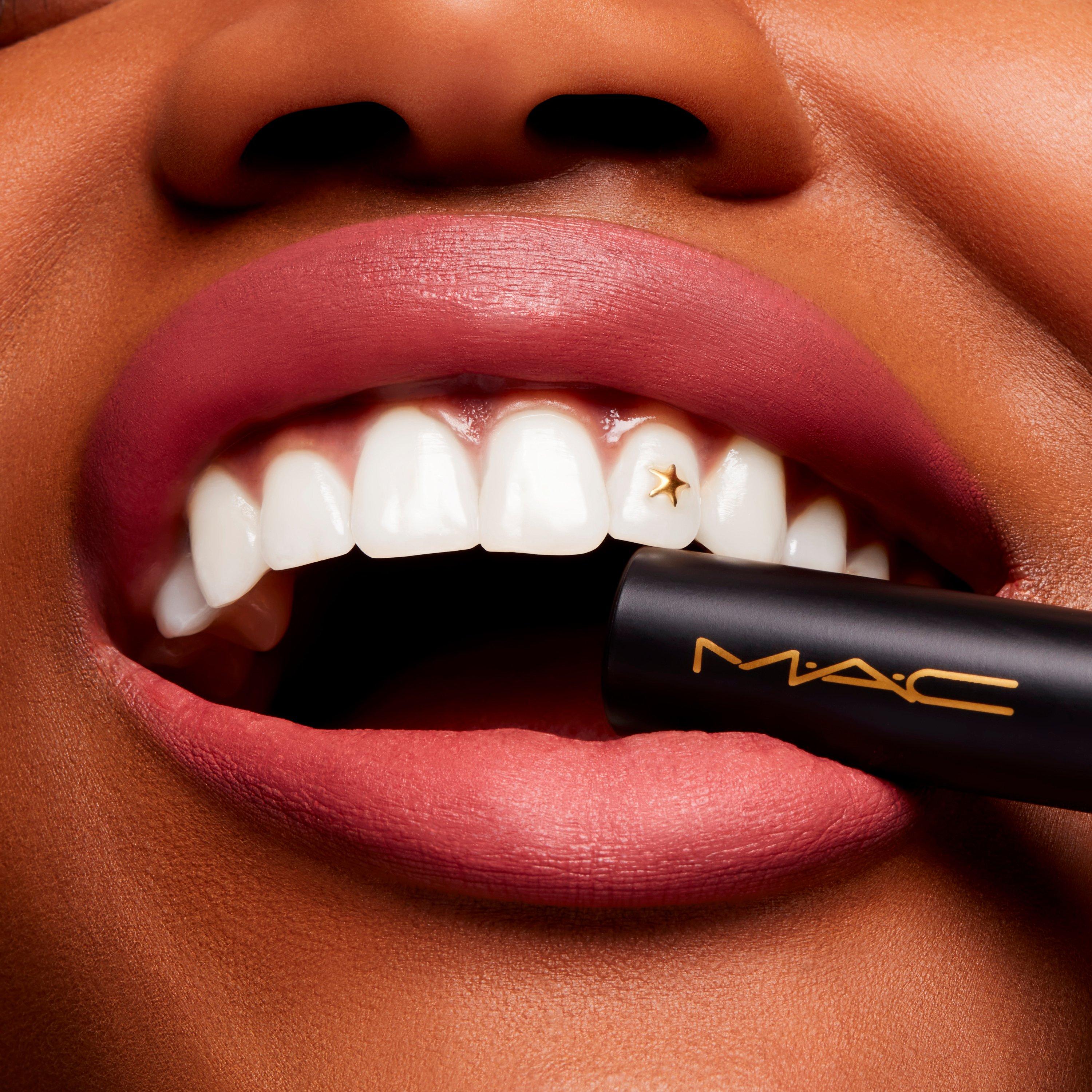 - - Mac - Lipstick - 5