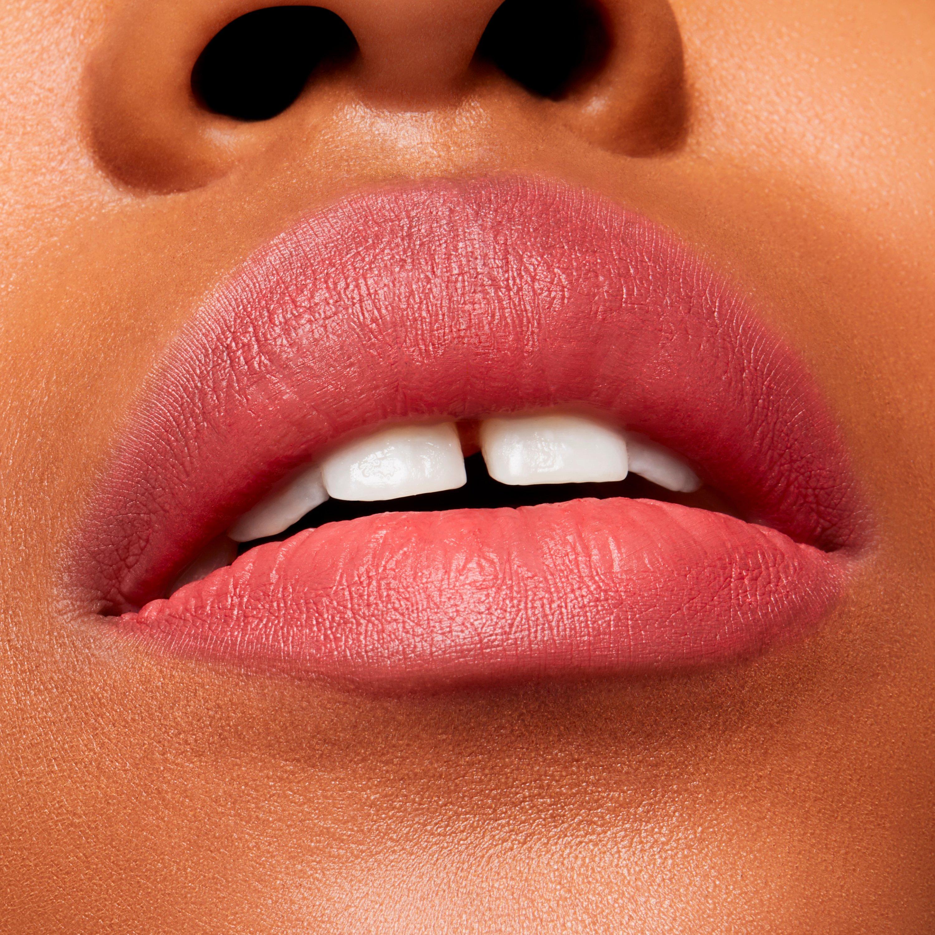 Sheer Outrage - Mac - Powder Kiss Velvet  Blur Slim Stick - 5