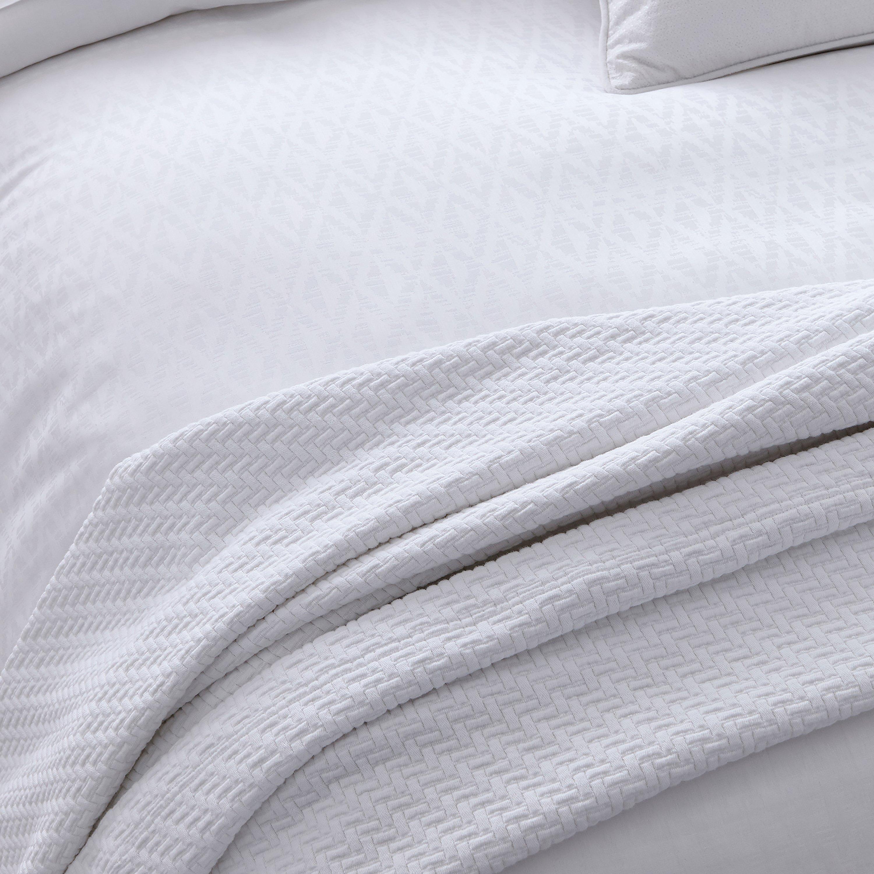 White - Bedeck of Belfast - KHAM DUVET COVER - 3
