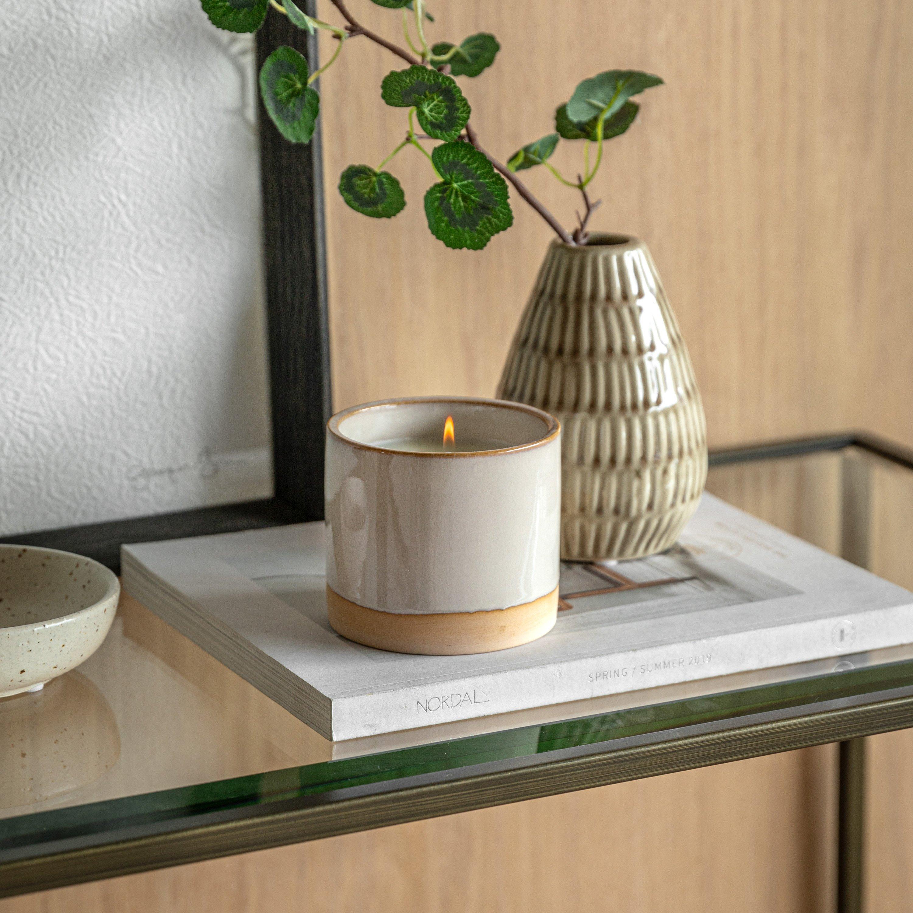 Gallery Ceramic Glazed 64