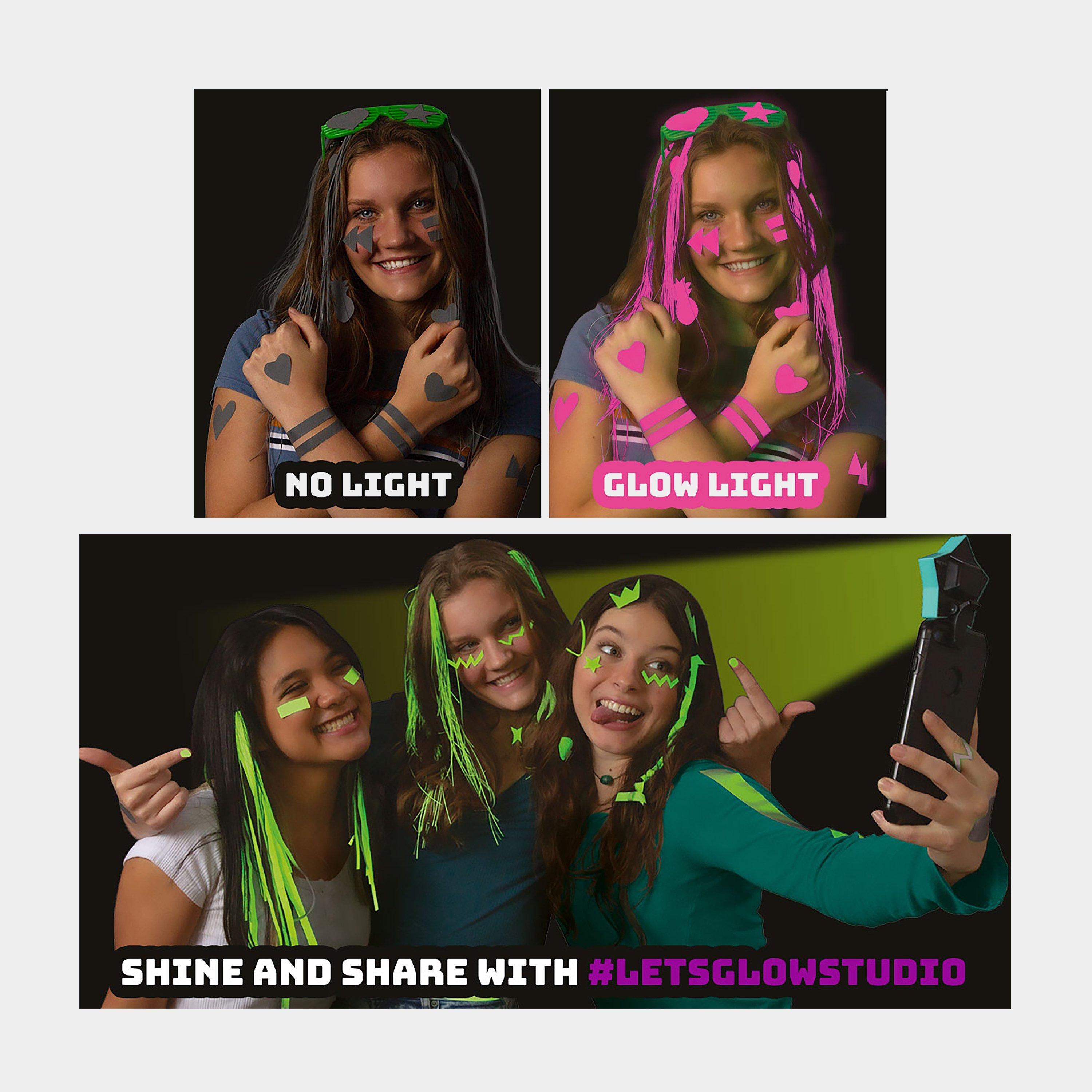 Mattel  Kids Selfie Studio Doll Accessories - 