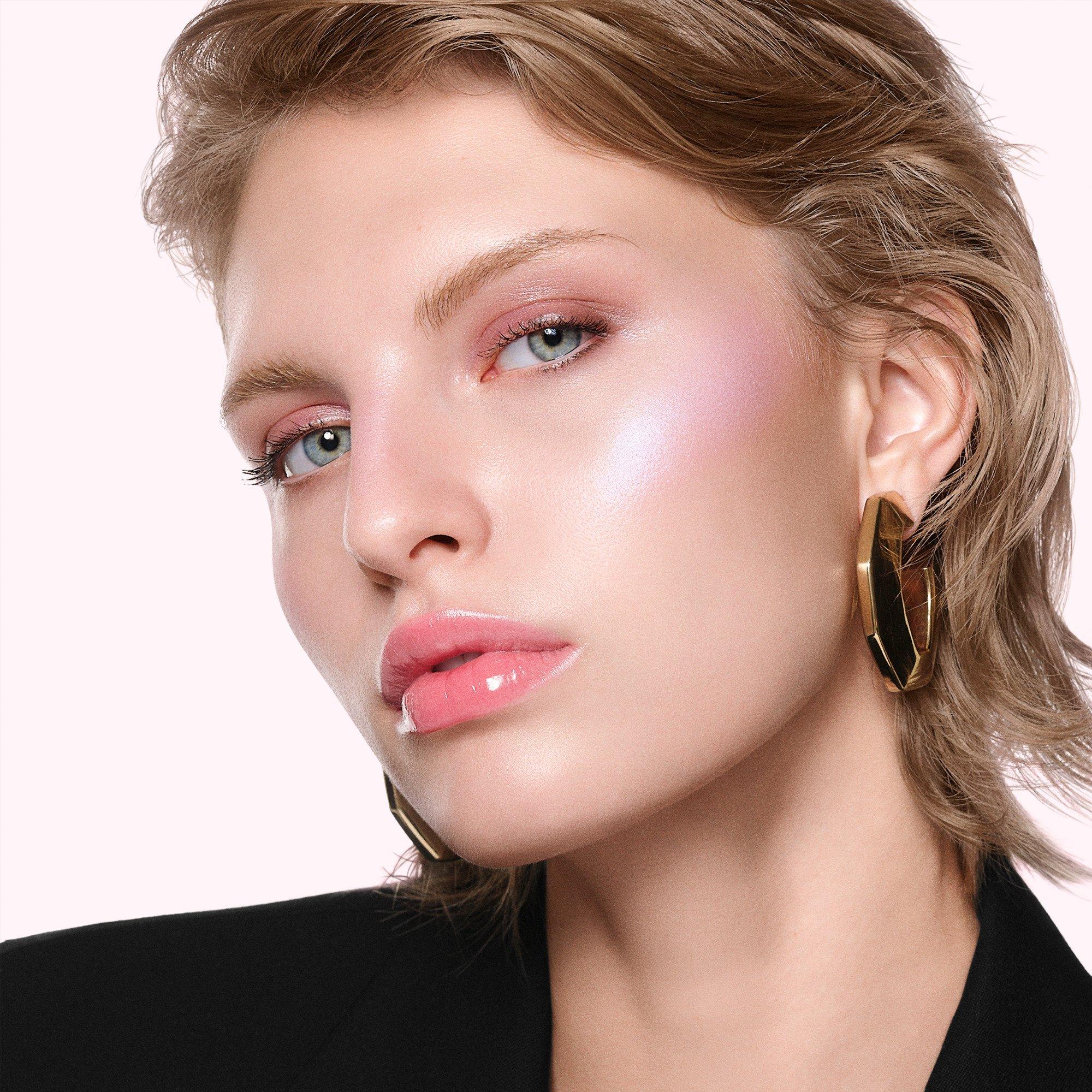 N06CrystlCherry - GIVENCHY - Rose Perfecto Serum Lip Oil - 6