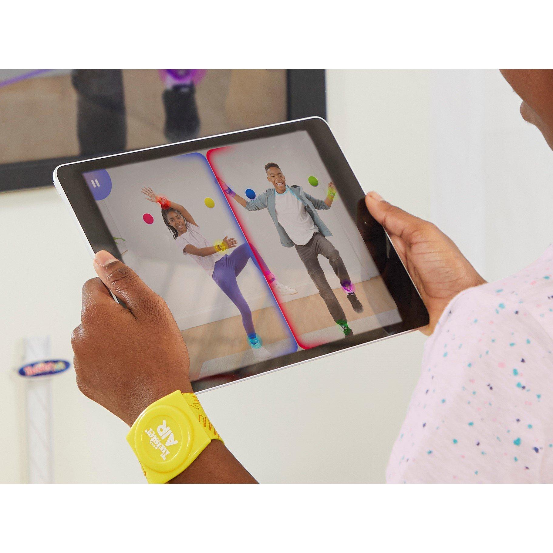 Board Game - Hasbro - Twister Air Childrens - 6