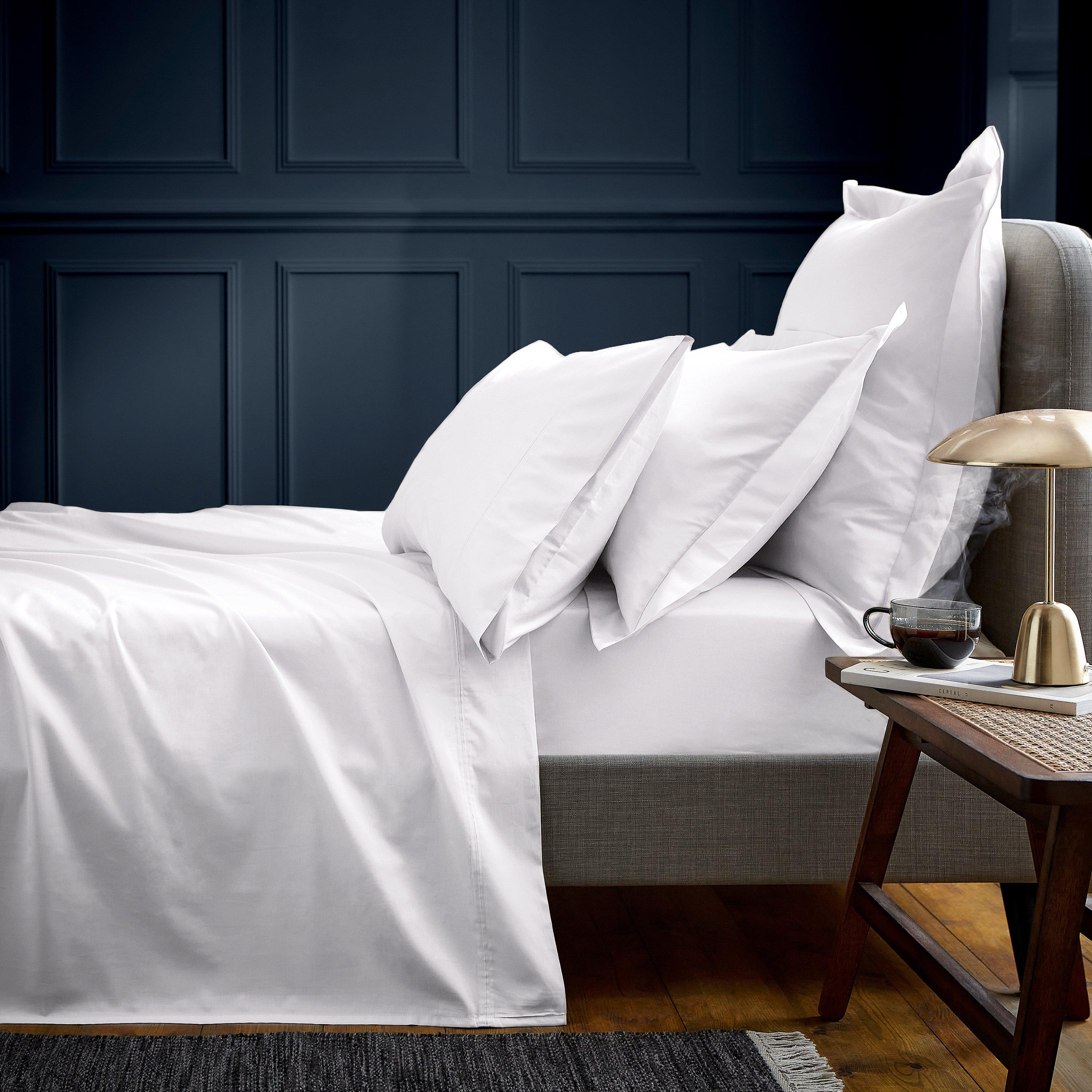 White - Bedeck of Belfast - FINE LINENS 600TC PLAIN DYE FITTED SHEET - 2