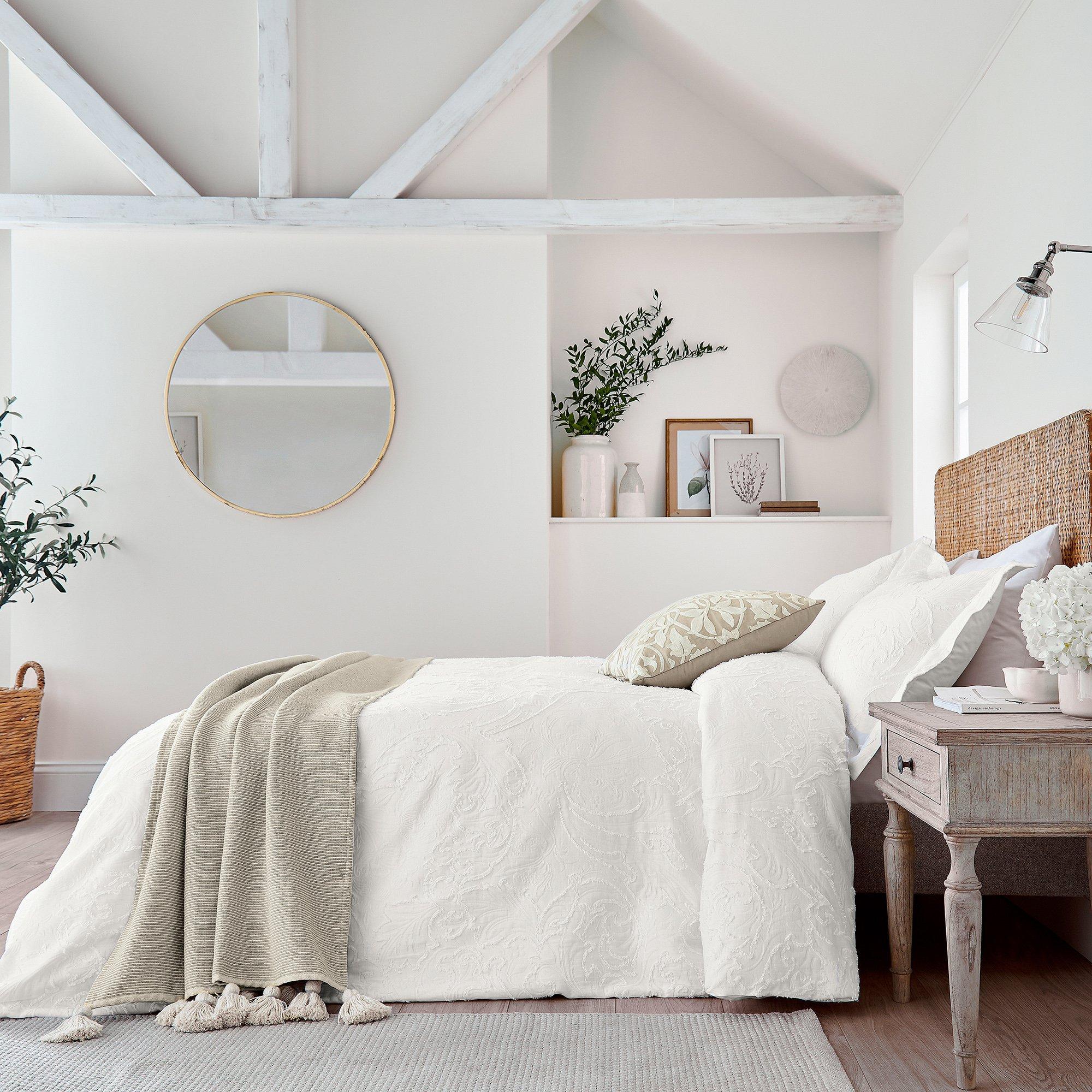 White - Morris and Co - Pure Bachelors Button Oxford Pcase White - 4