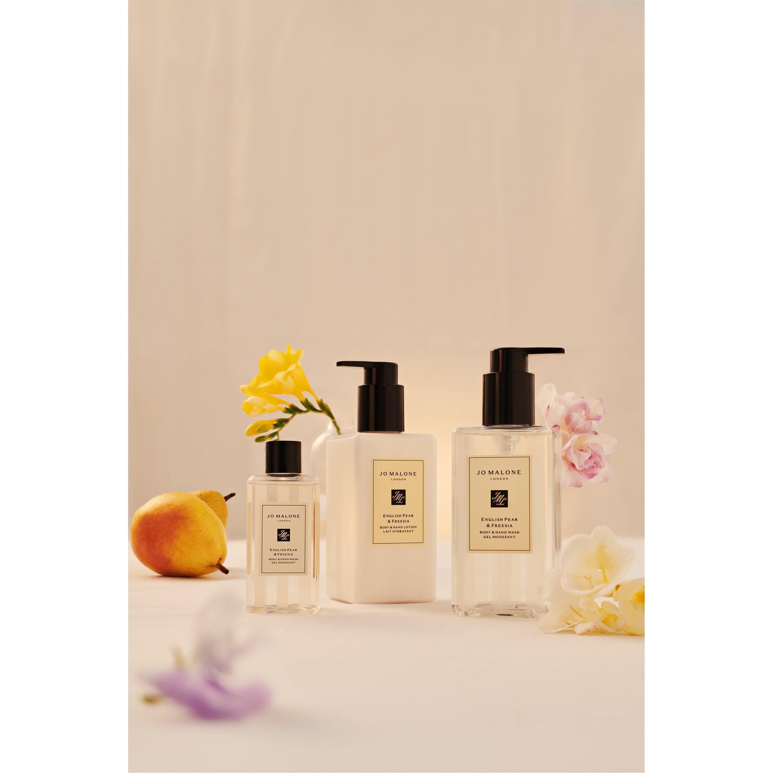 - - Jo Malone London - English Pear & Freesia Body & Hand Lotion 250ml - 3
