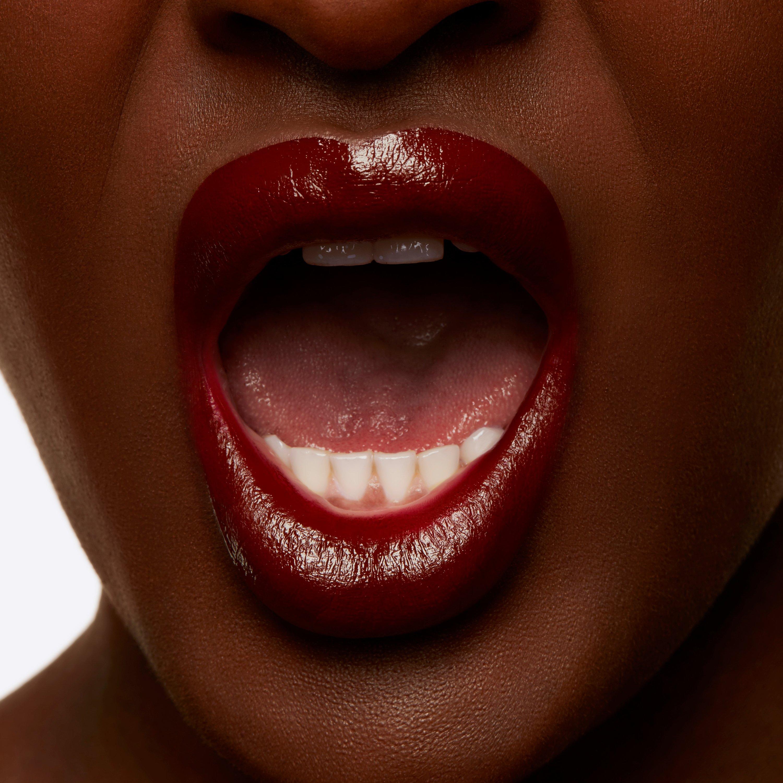 I Vote For Me - Mac - Love Me Liquid Lipcolour - 6