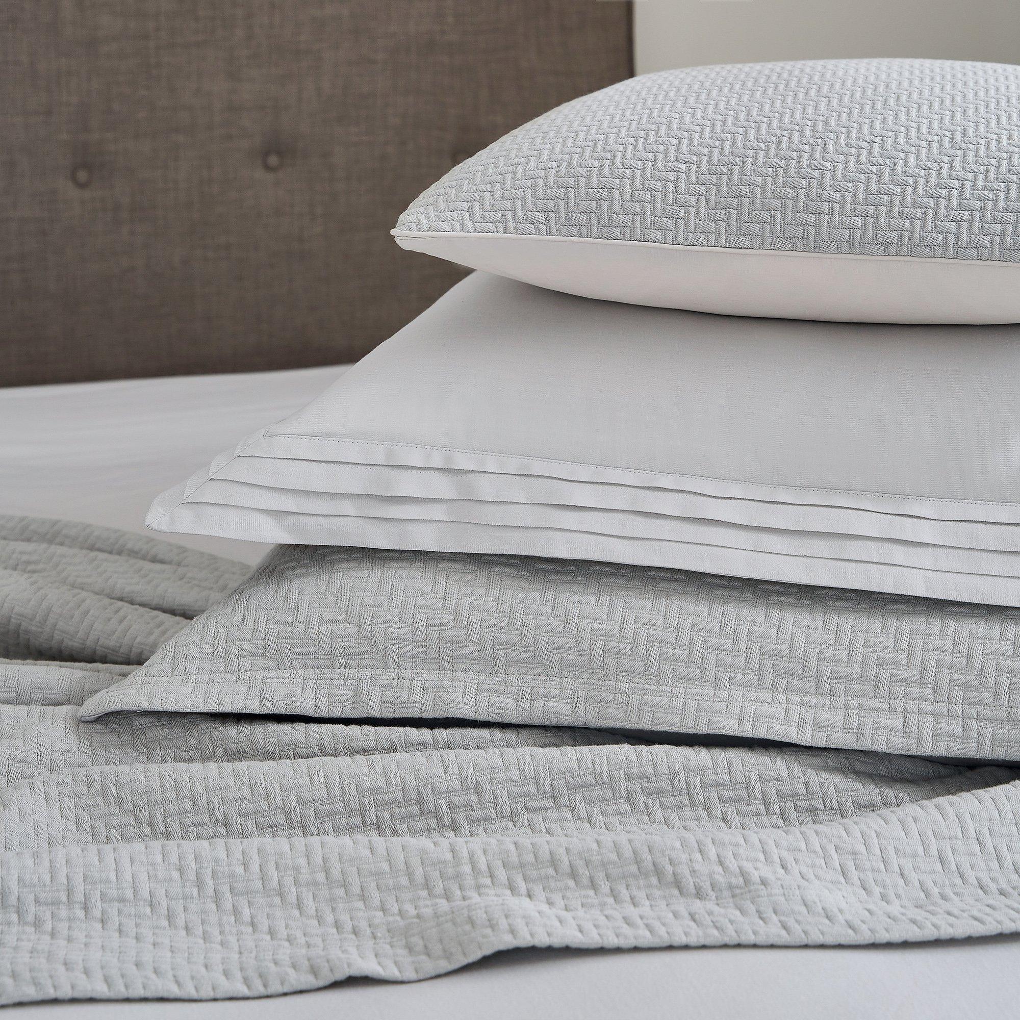 Silver - Bedeck of Belfast - Vendi 300TC  Infused Cotton Duvet Cover - 3