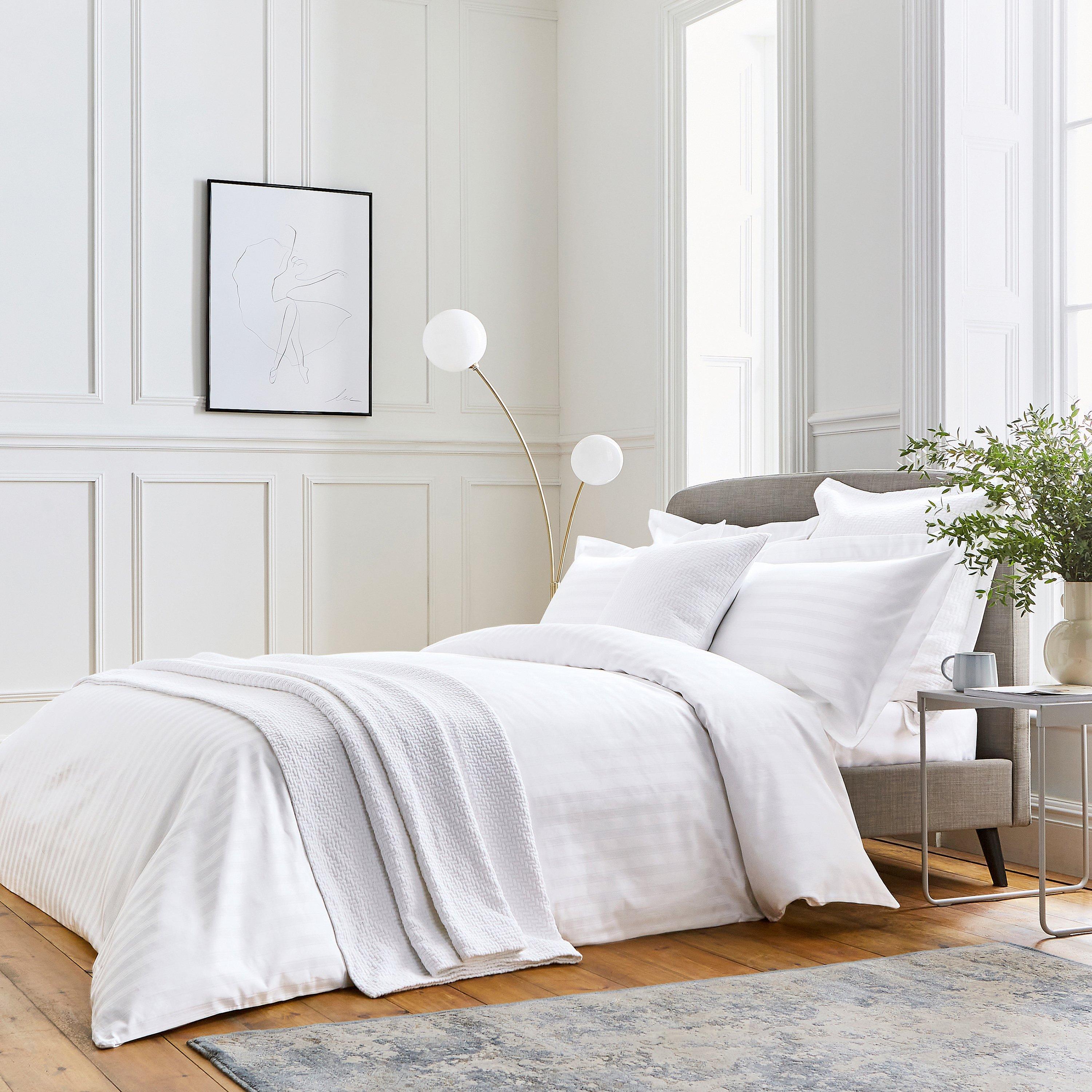 Bedeck Of Belfast  Adan Duvet Cover - White - DOUBLE