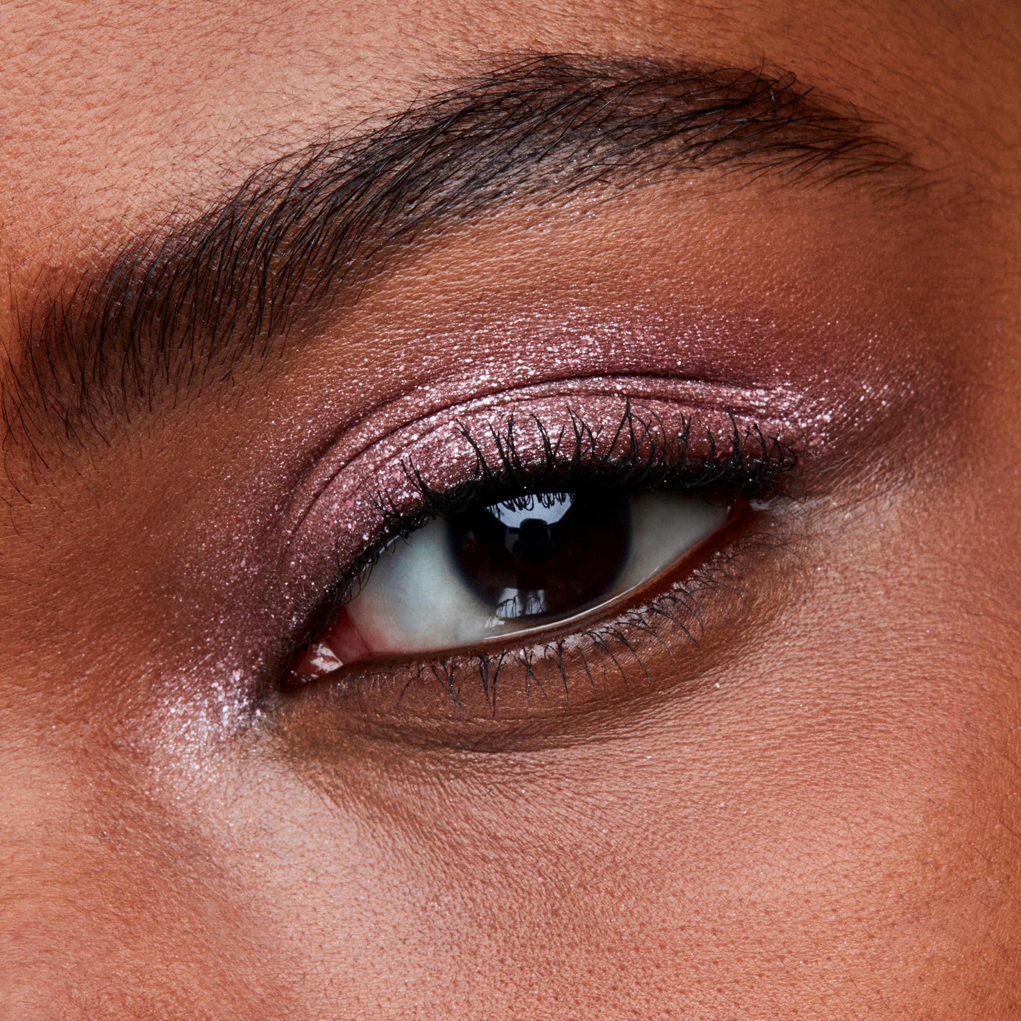 Love Yourself - Mac - Dazzleshadow Liquid - 4