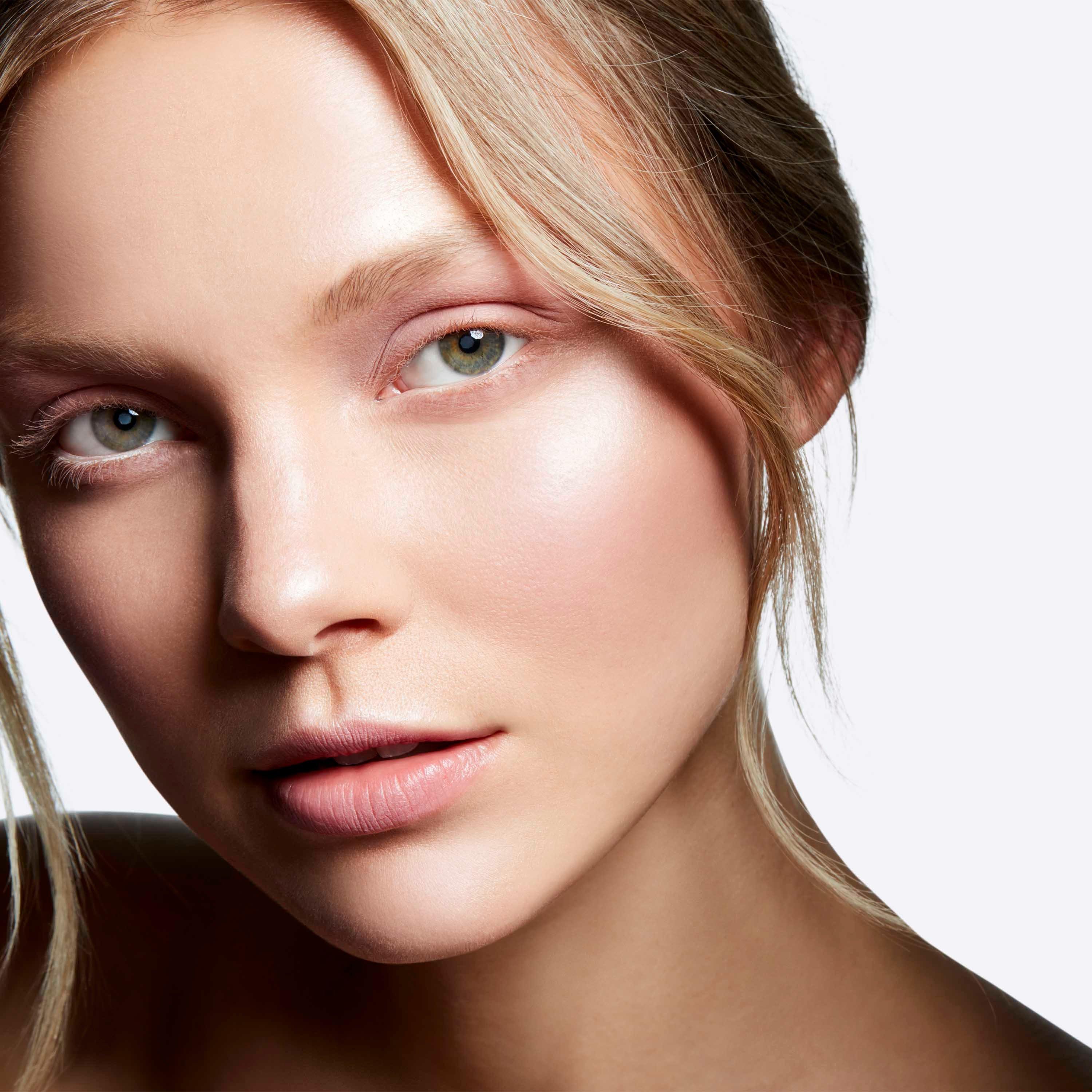 Soft & Gentle - Mac - Mineralize Skinfinish - 4