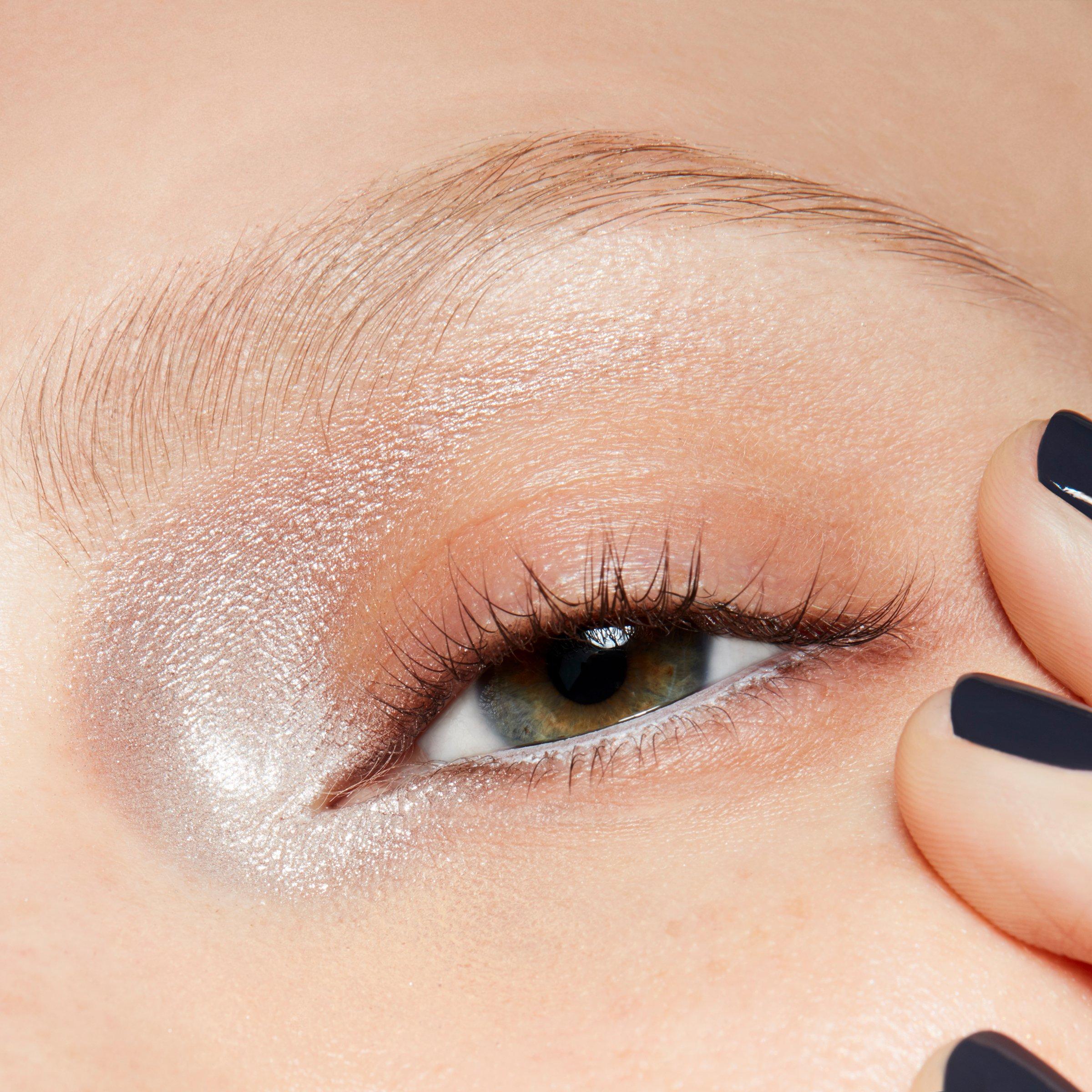 She Sparkles - Mac - Dazzleshadow - 4