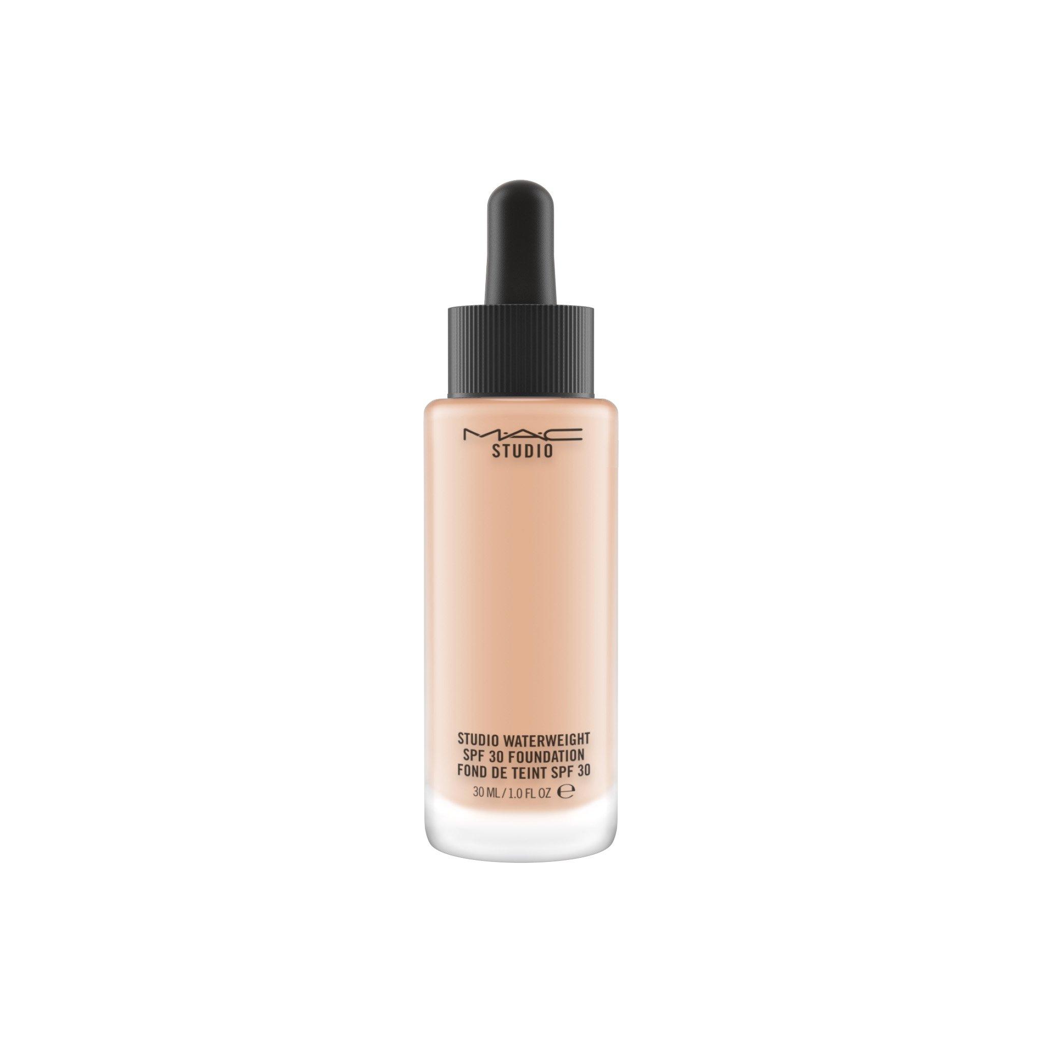 Mac Studio Waterweight SPF 30 Foundation - Nw20