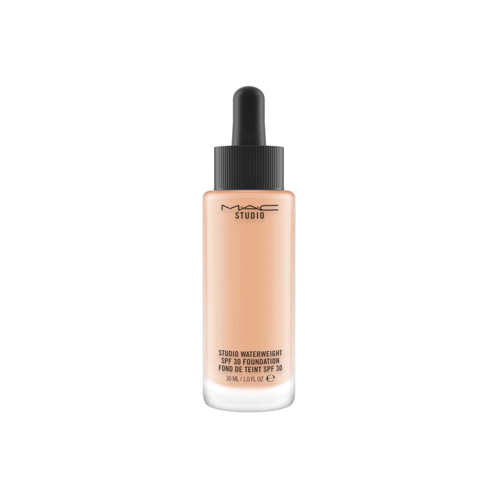 Mac Studio Waterweight SPF 30 Foundation - Nw18