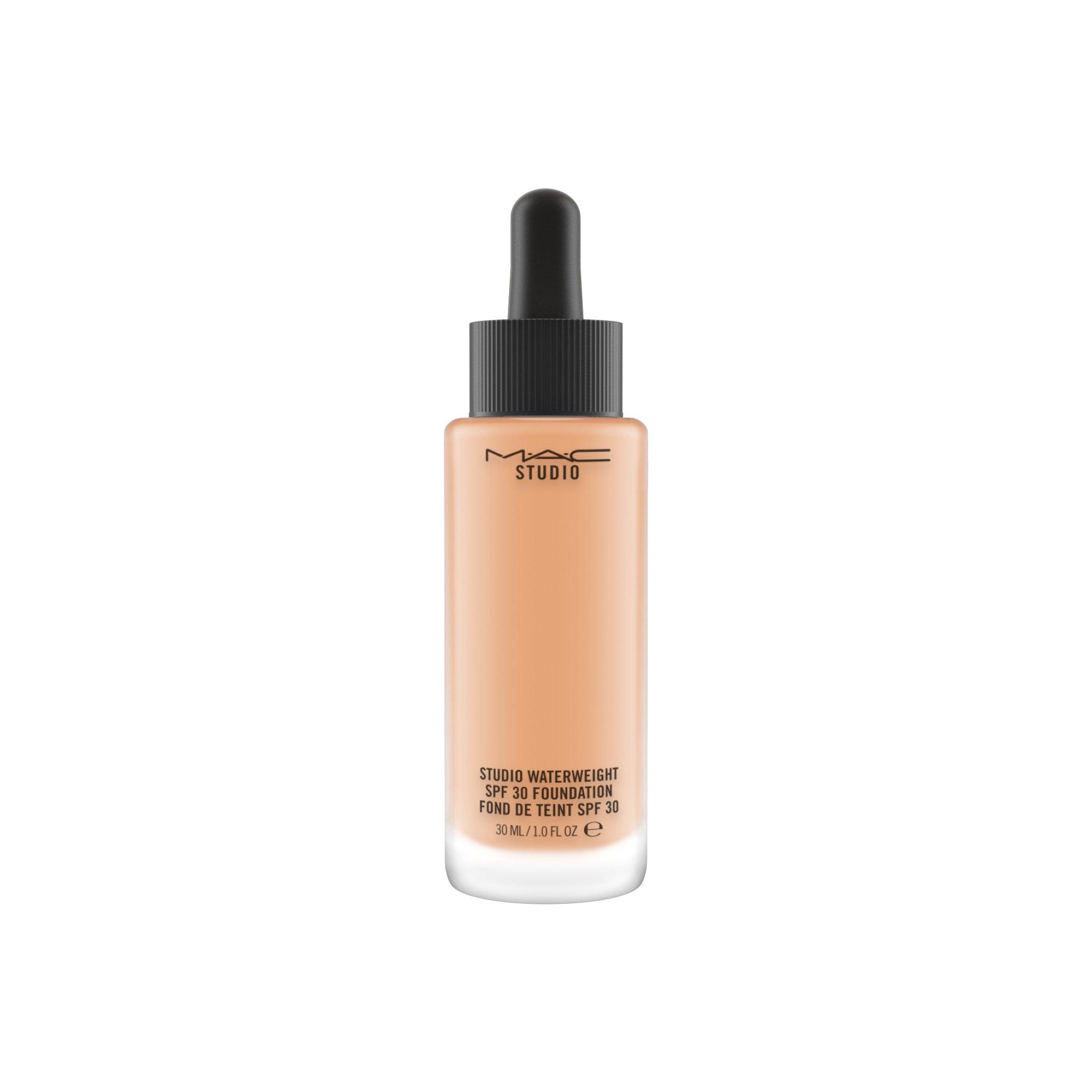 Mac Studio Waterweight SPF 30 Foundation - Nc40
