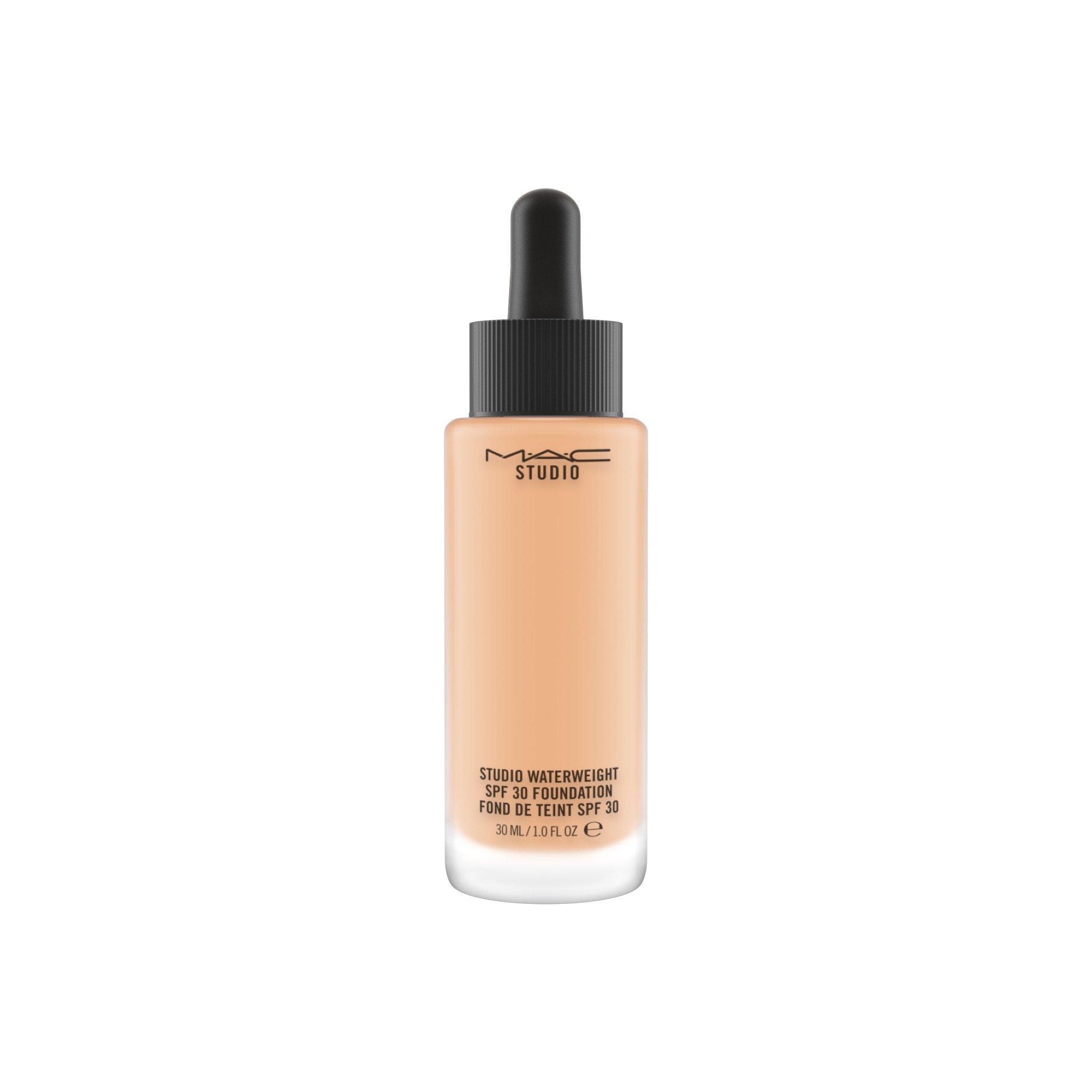 Mac Studio Waterweight SPF 30 Foundation - Nc30