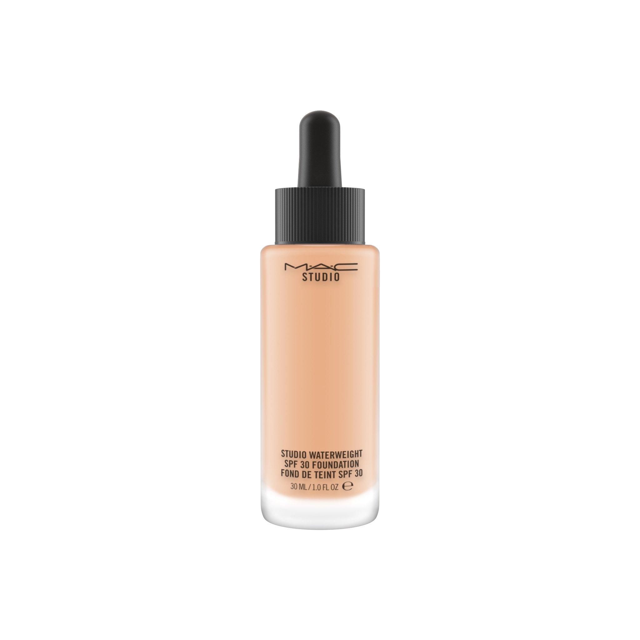 Mac Studio Waterweight SPF 30 Foundation - Nc35