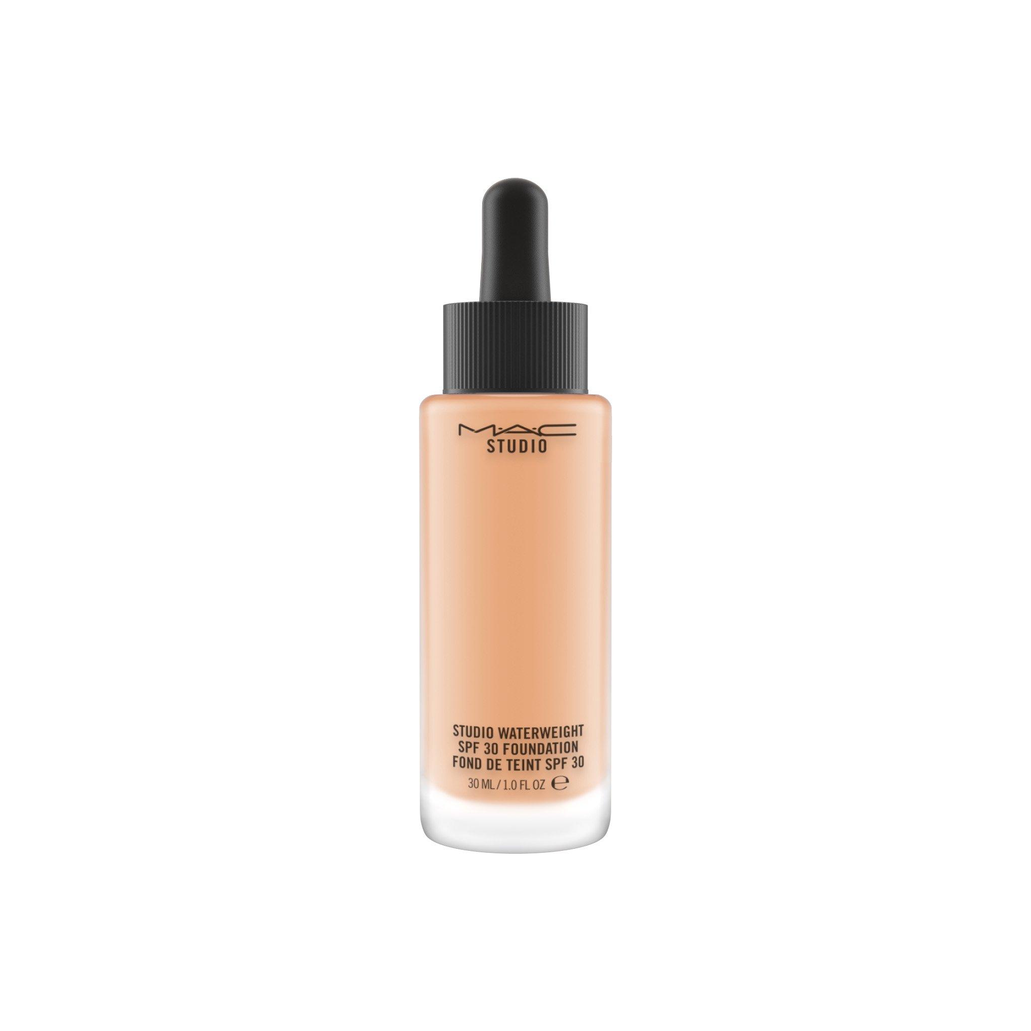 Mac Studio Waterweight SPF 30 Foundation - Nc37