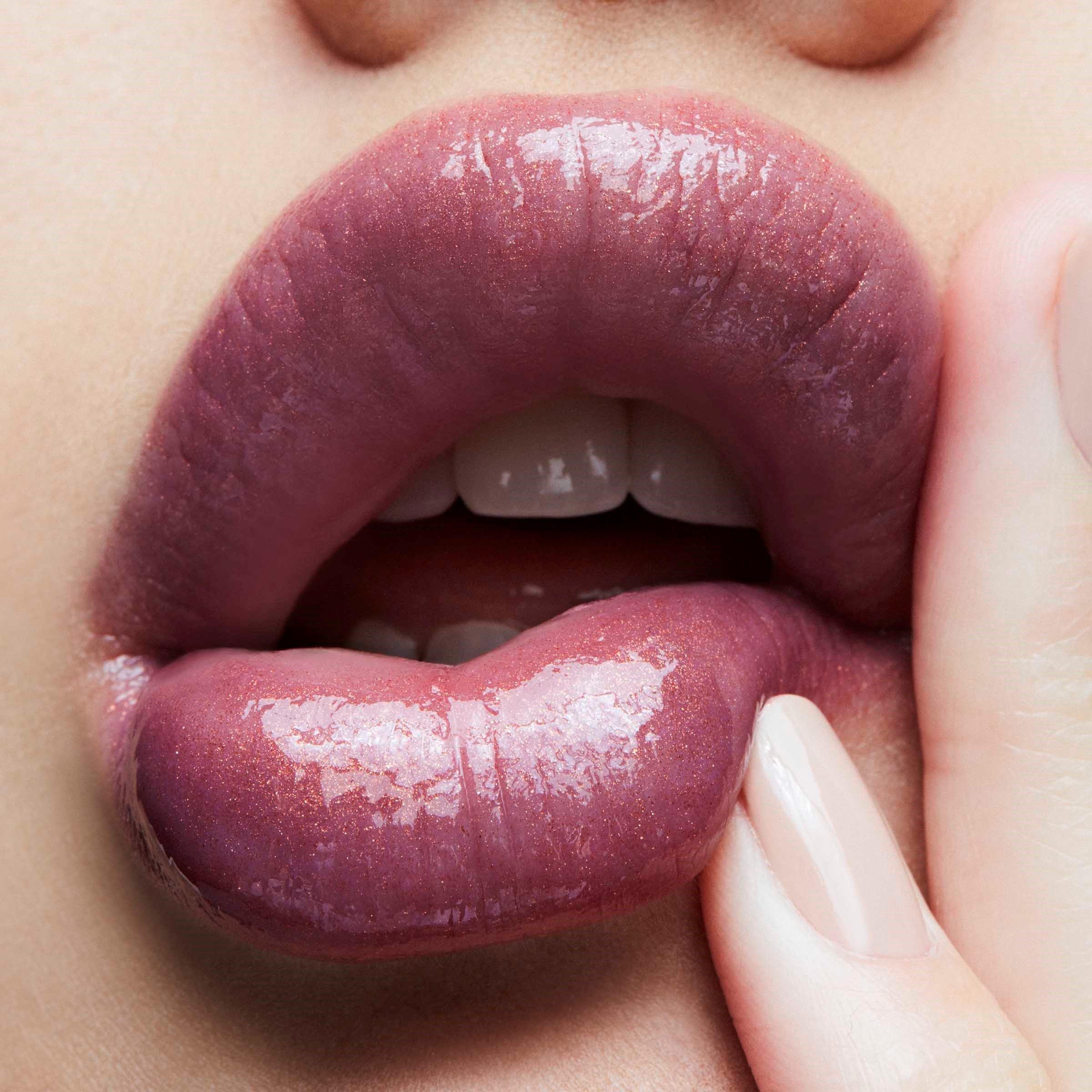 LOVE CHILD - Mac - Lipglass - 3