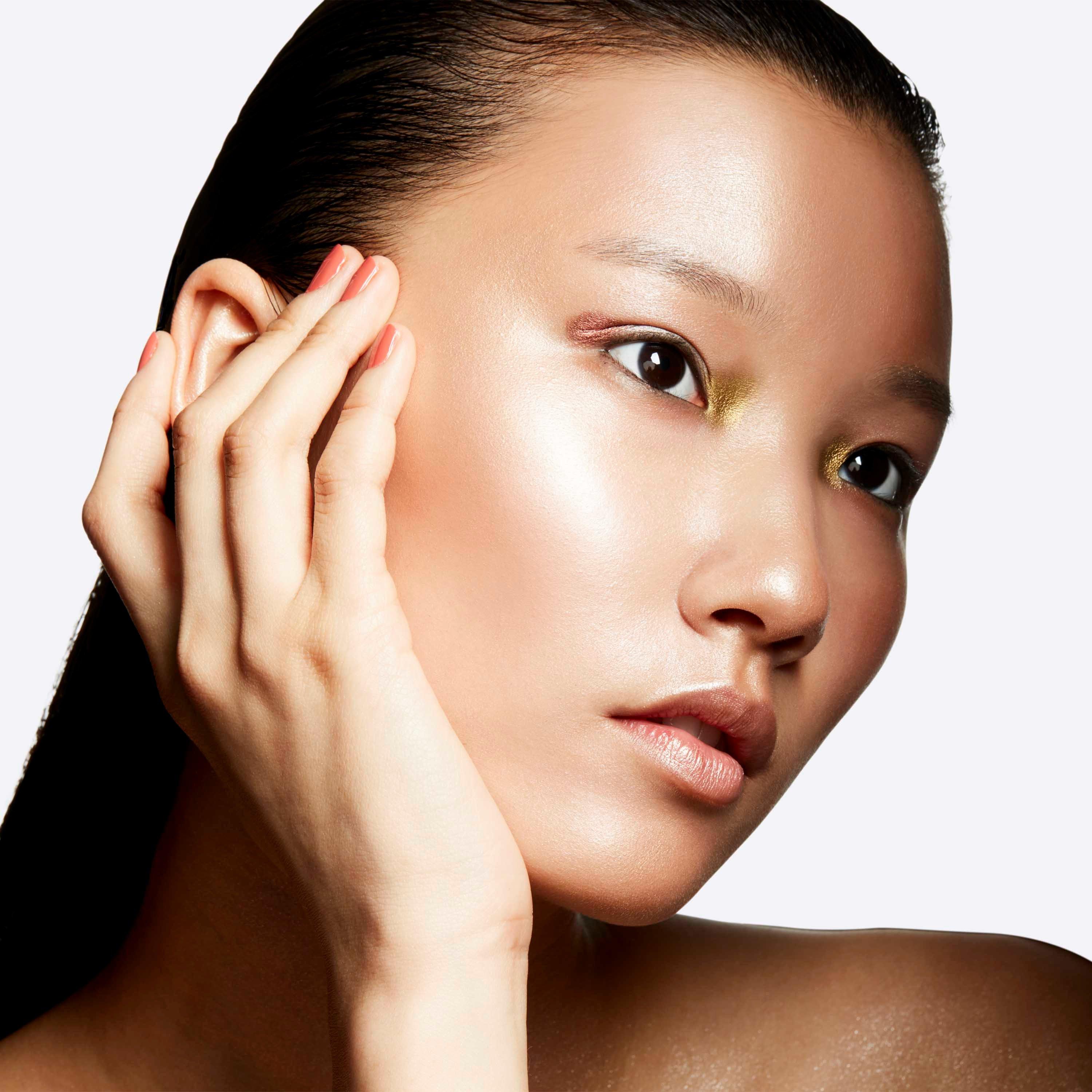 Whisper Of Gilt - Mac - Extra Dimension Skinfinish - 4