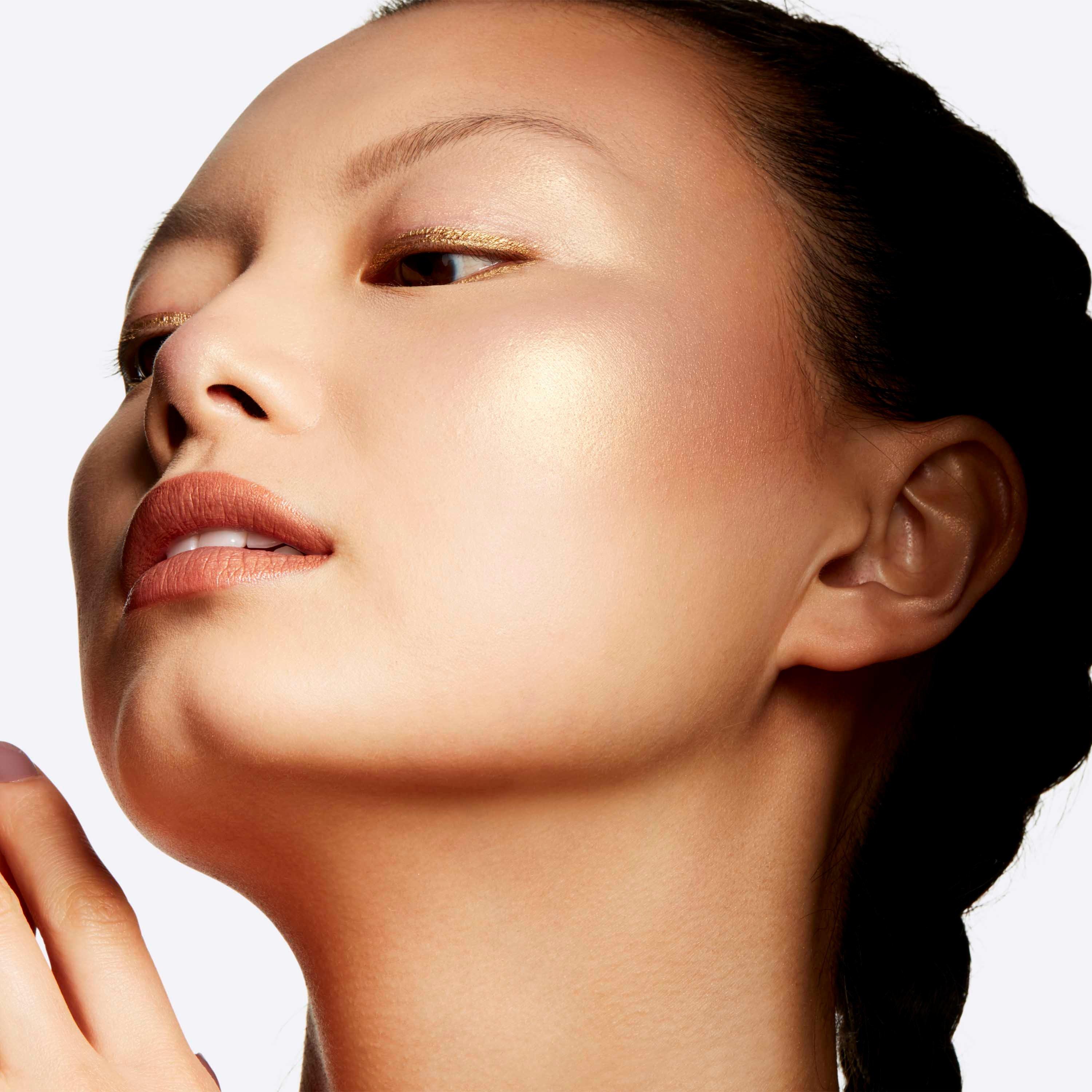 Beaming Blush - Mac - Extra Dimension Skinfinish - 4