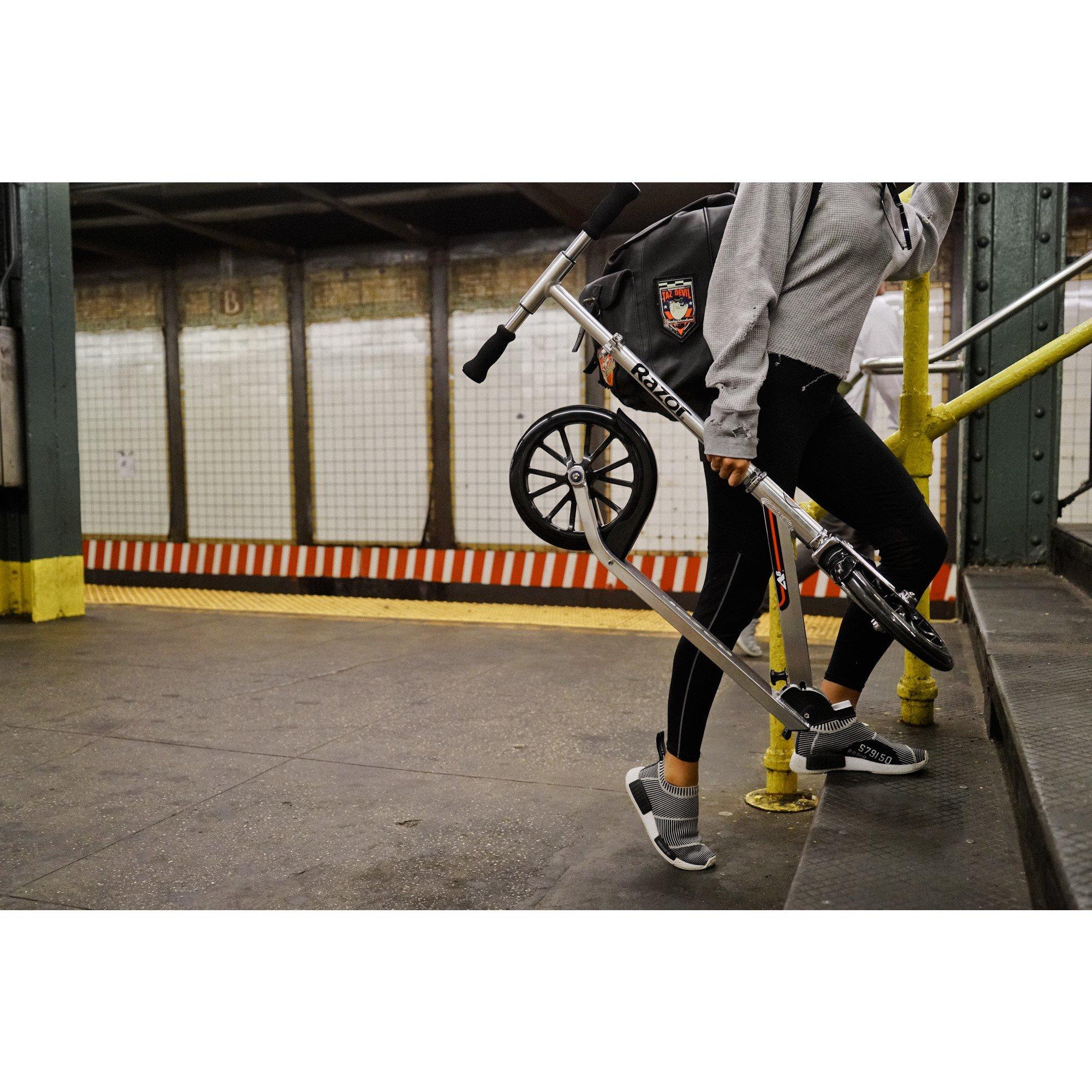 Black - Razor - A6 Scooter - Silver - 8