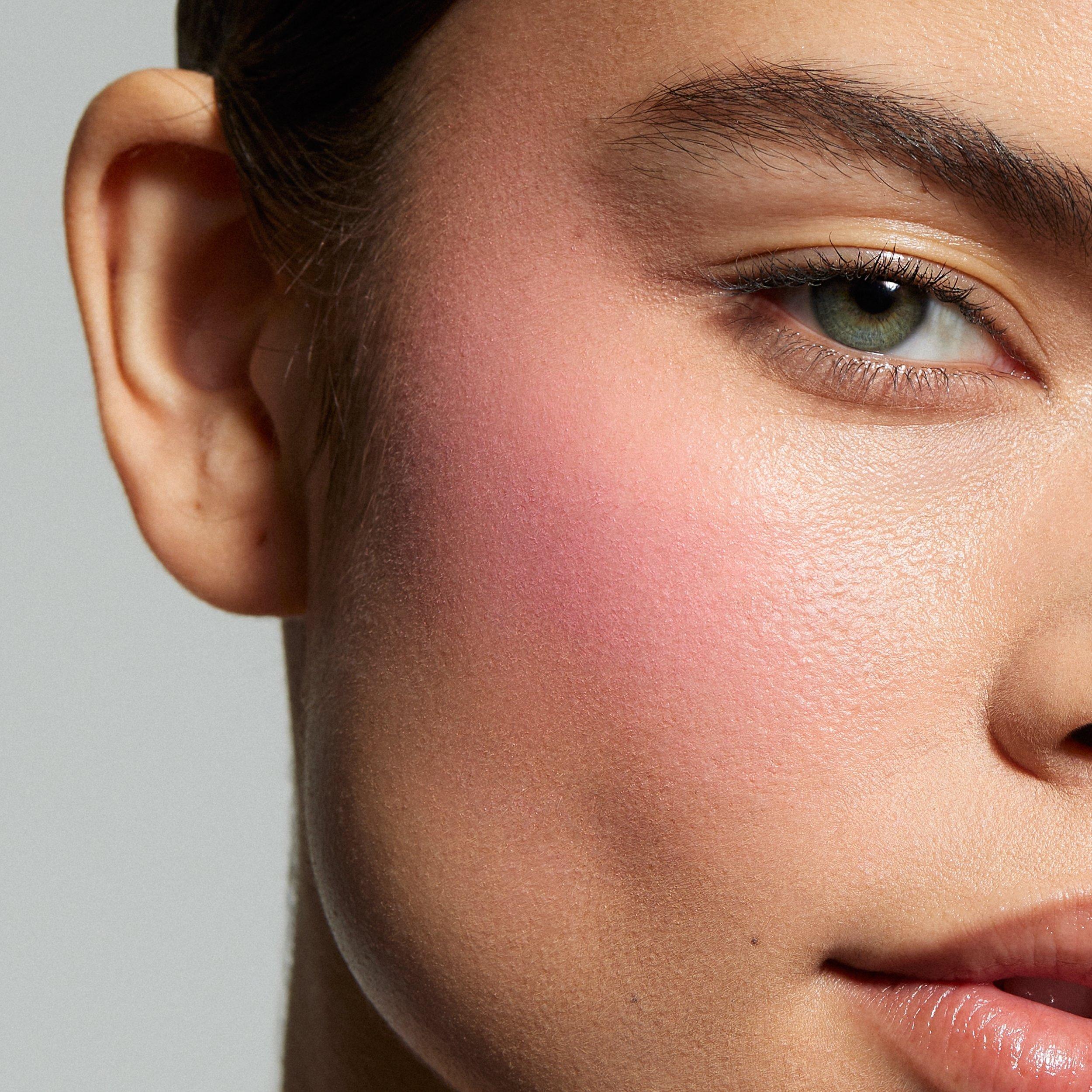 352 BREAKFAST - Kylie Cosmetics - Kylie Cosmetics Powder Blush Stick - 4