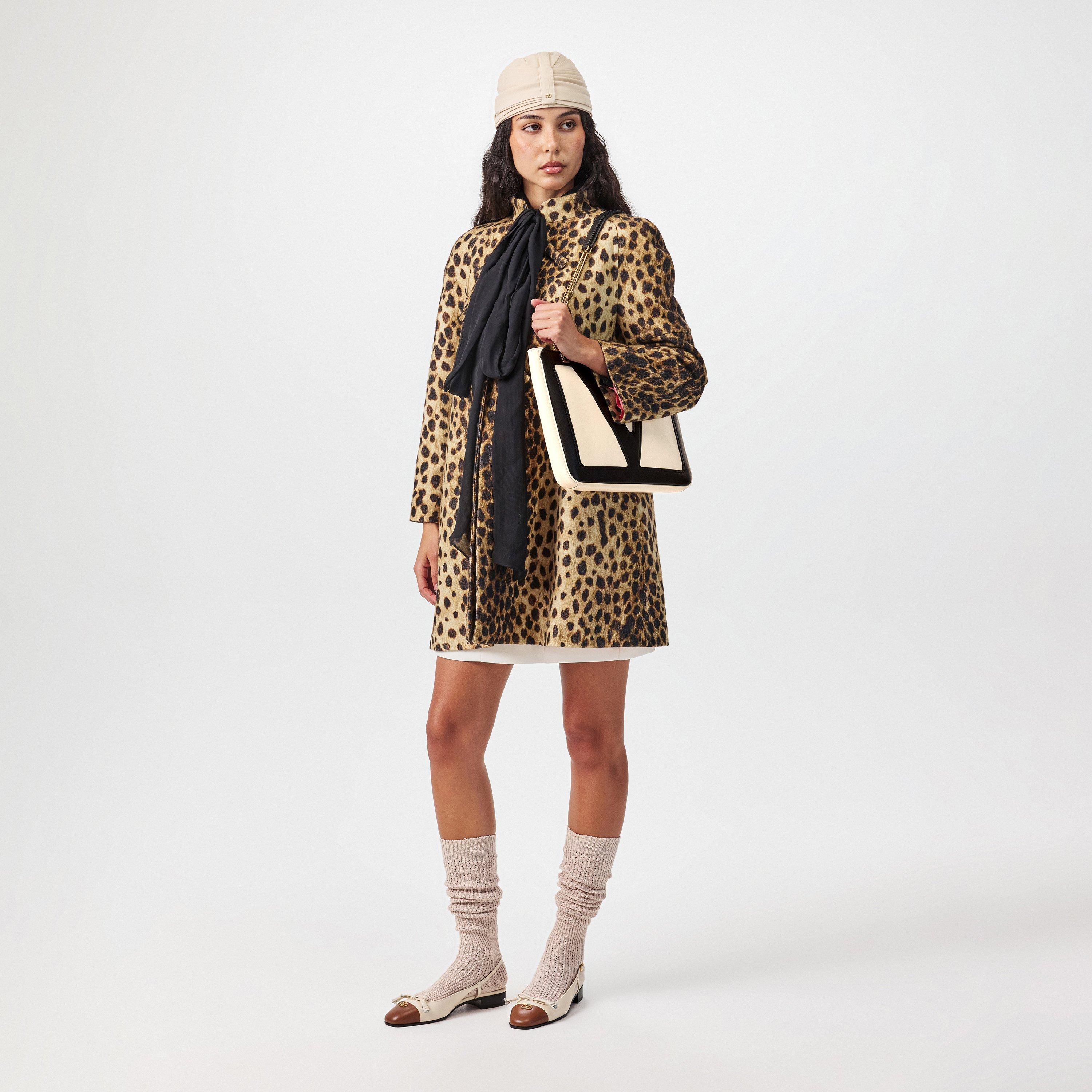 Butter Wht/Nero - Valentino Garavani - Viva Superstar Medium Handbag - 4