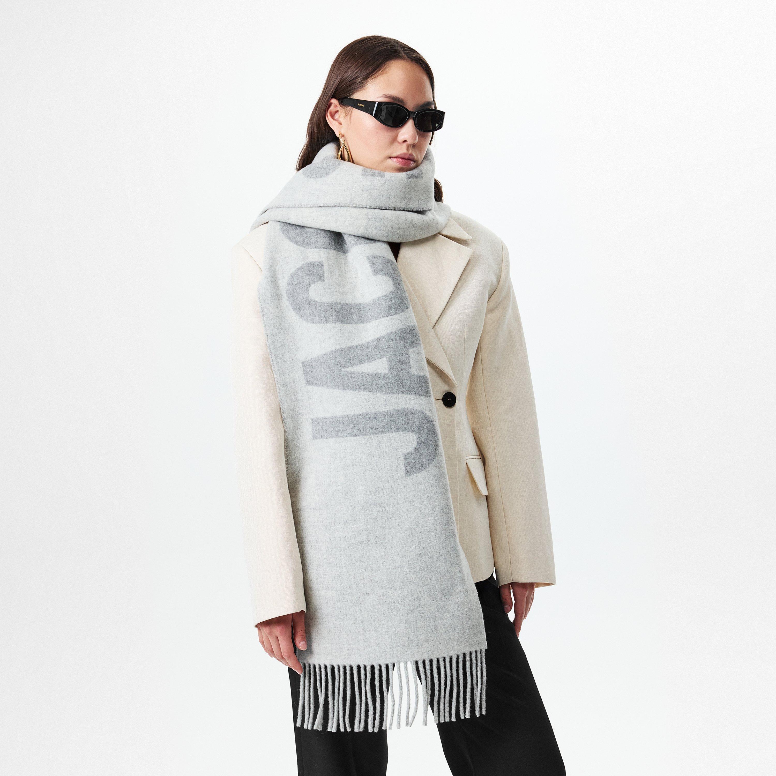Jacquemus | L'Écharpe Fringe Logo Scarf | Knitted Scarves