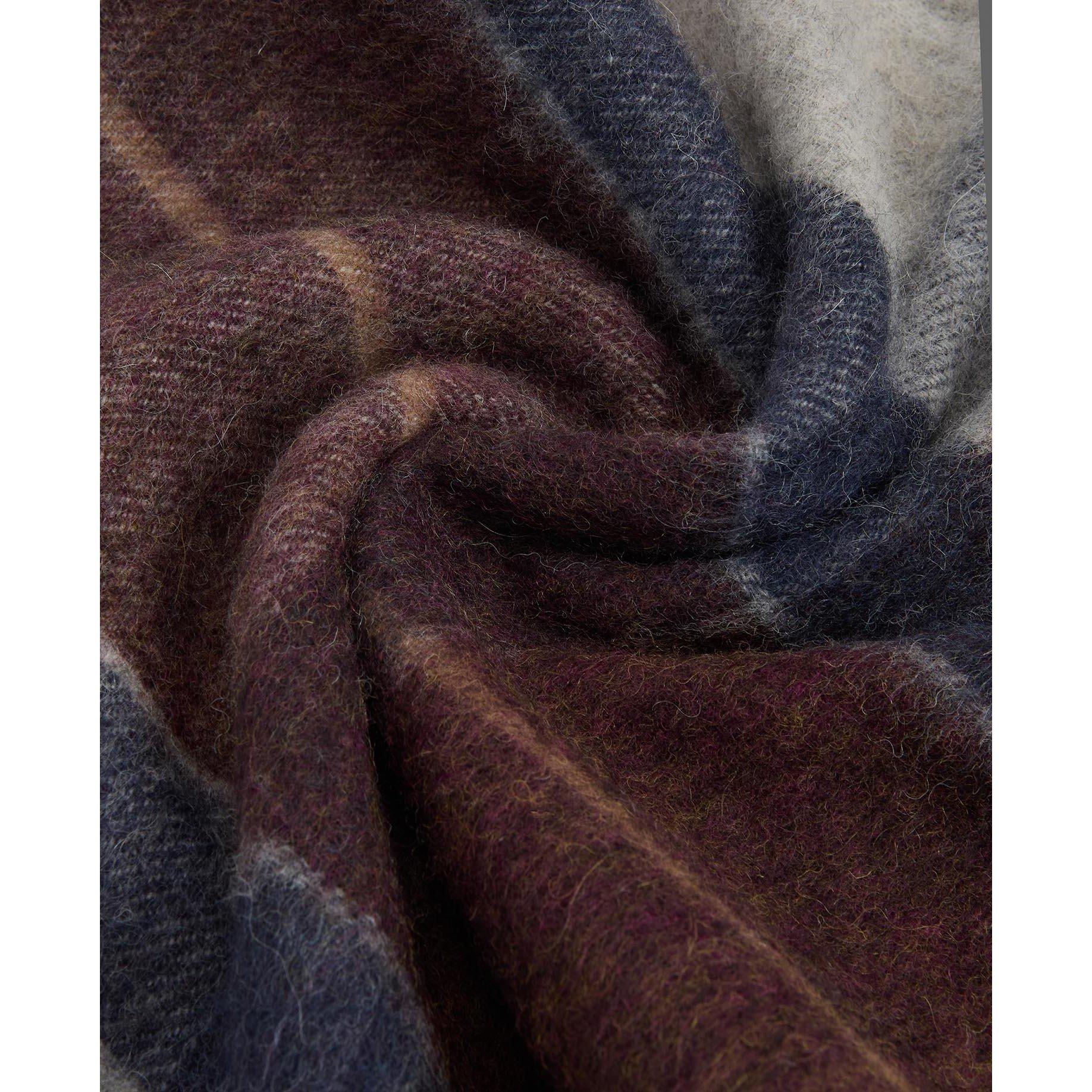 Midnight Oak - Barbour - Inverness Tartan Scarf - 4