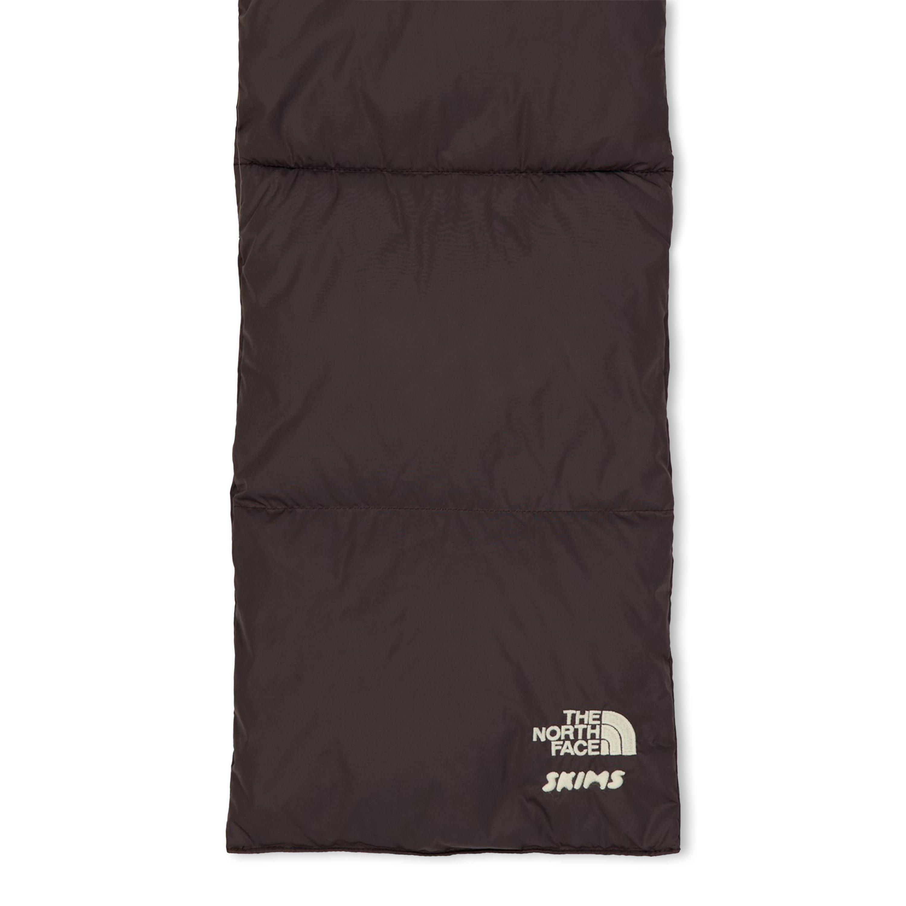 小物 TNF X SKIMS NUPTSE SCARF TNF x Skims Womens Nuptse Scarf | Flannels